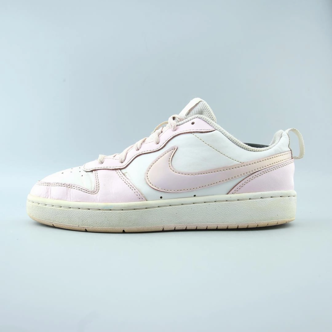 NIKE COURT BOROUGH LOW 2 Comfort padding design