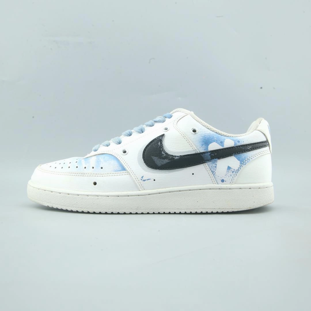 NIKE COURT VISION LOW Moon Step