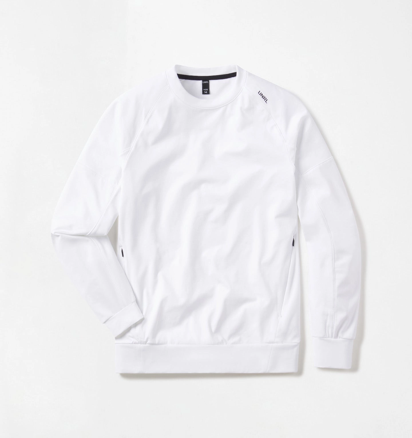 Lightweight Fabric Wind Resistant Fabric Crossover Crewneck