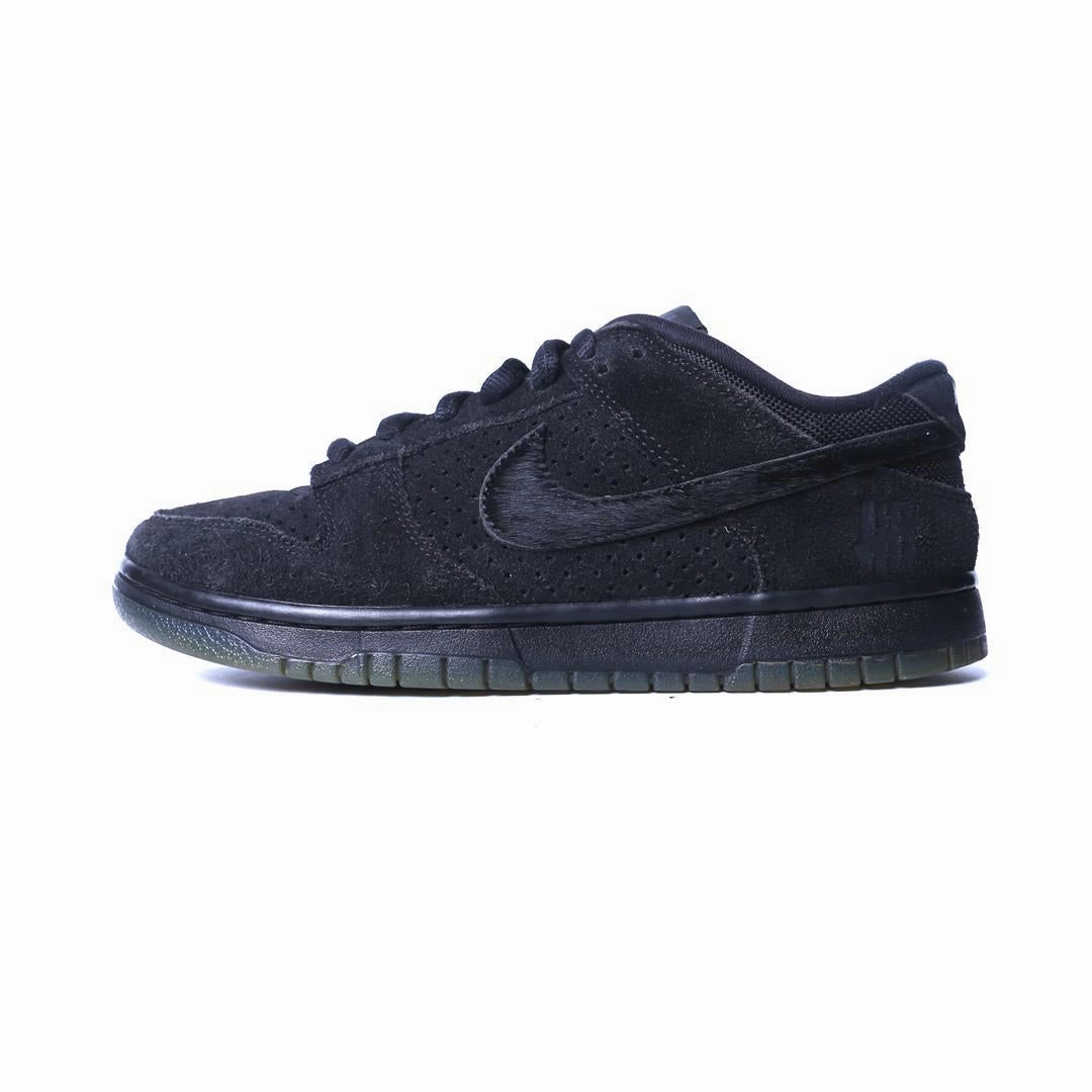 Leap Hike NIKE  DUNK LOW SP