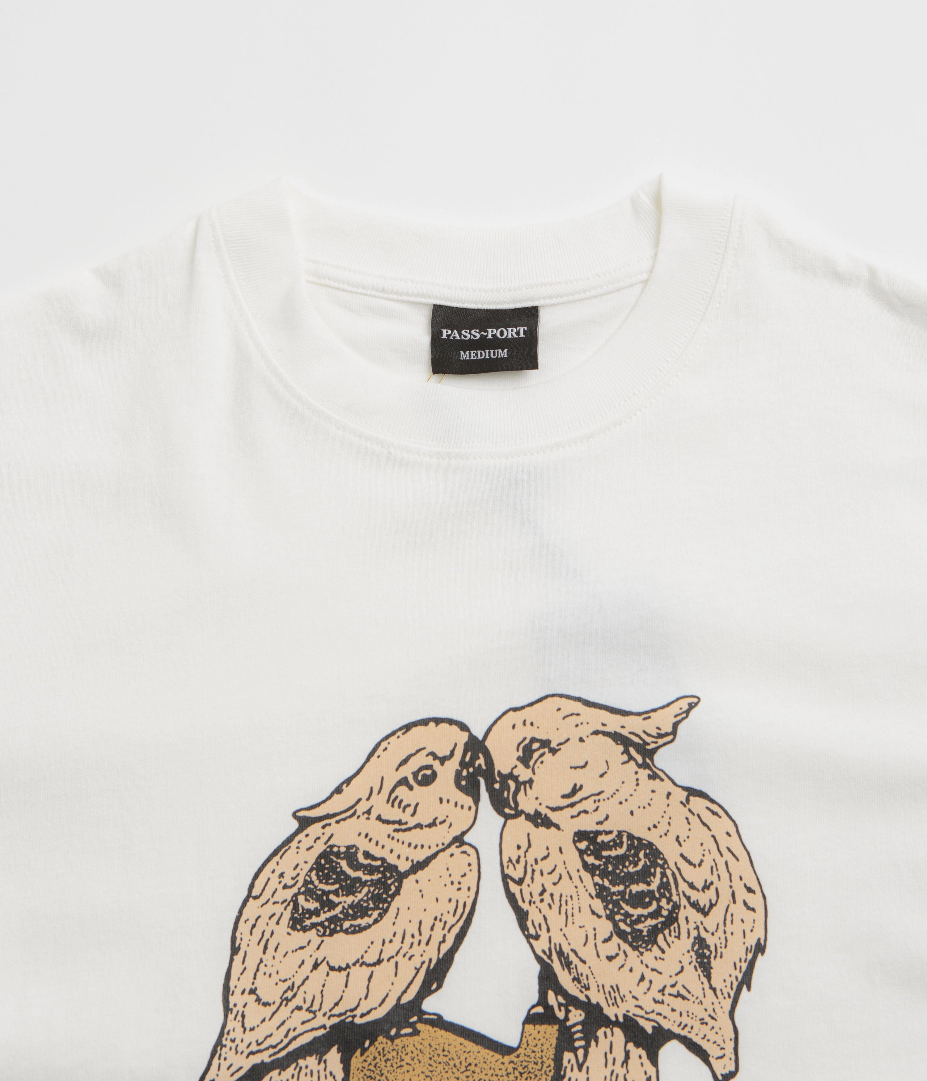 Pass Port Nesting T-Shirt - White Slim-fit