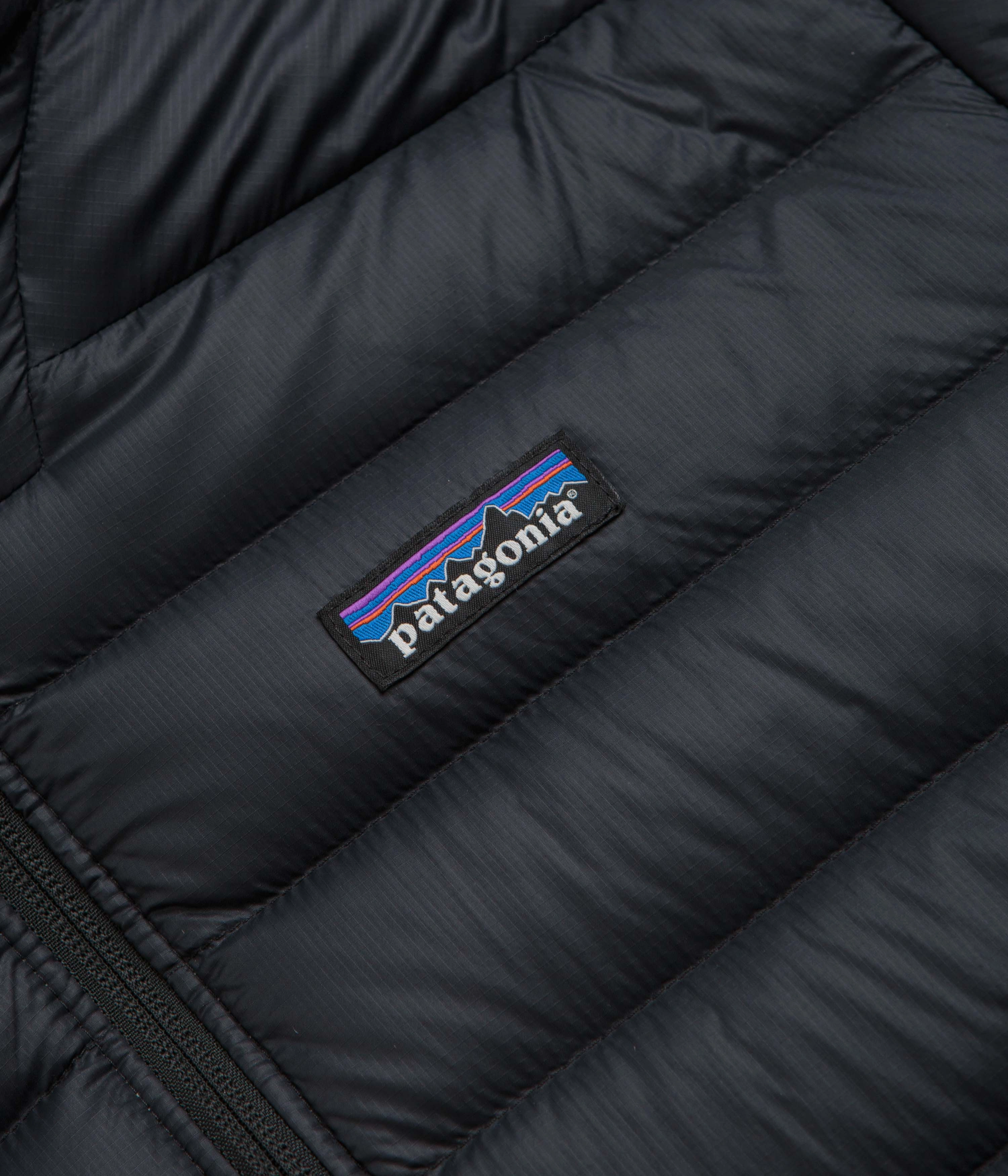 Patagonia Down Sweater Hooded Jacket (NetPlus?) - Black Printed