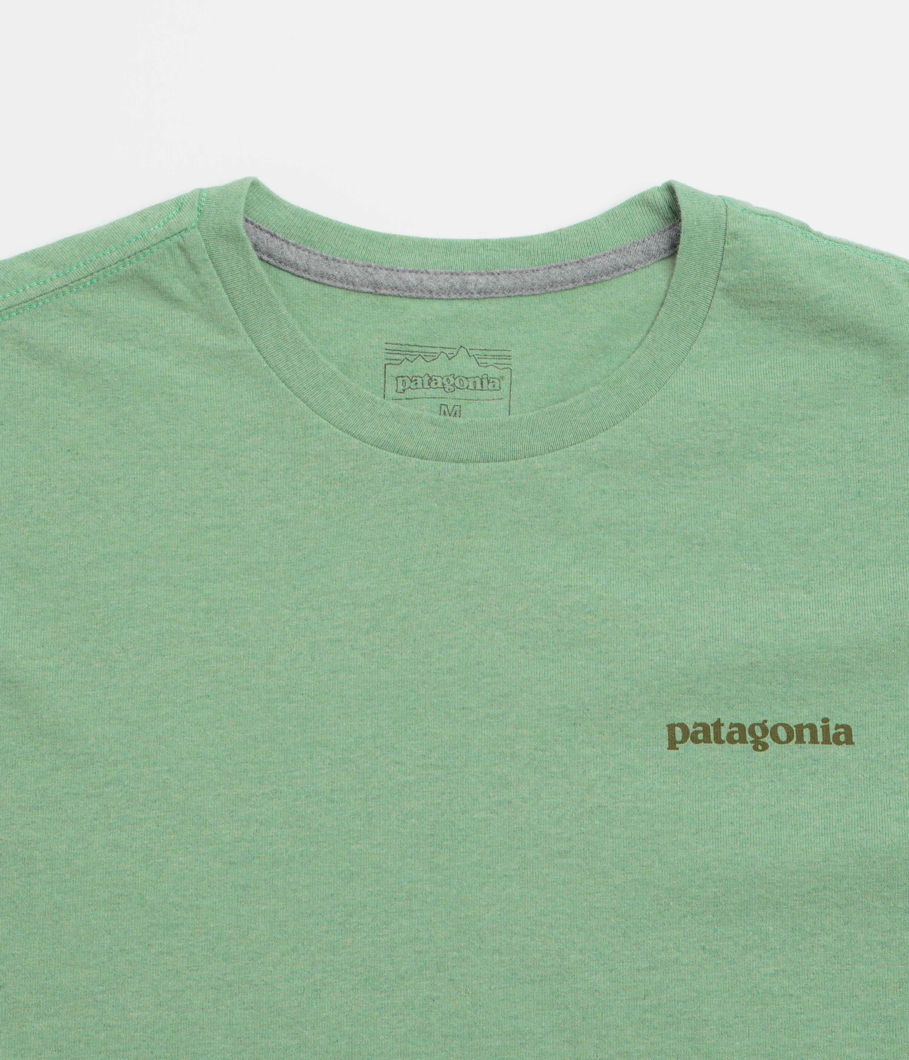 Patagonia Fitz Roy Icon Responsibili-Tee T-Shirt - Ellwood Green V neck metallic hem