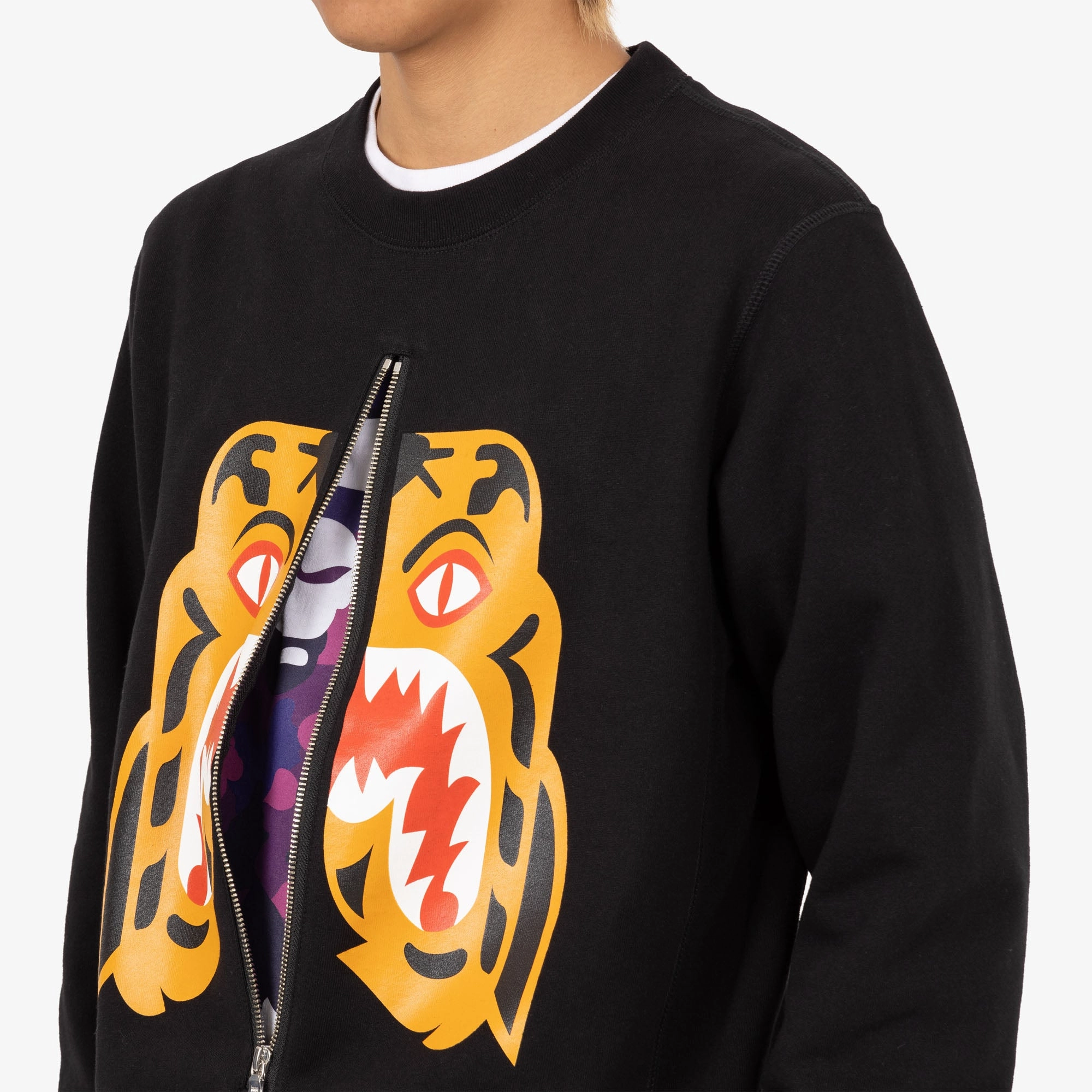 BAPE Tiger Crewneck / Black Easy Wear