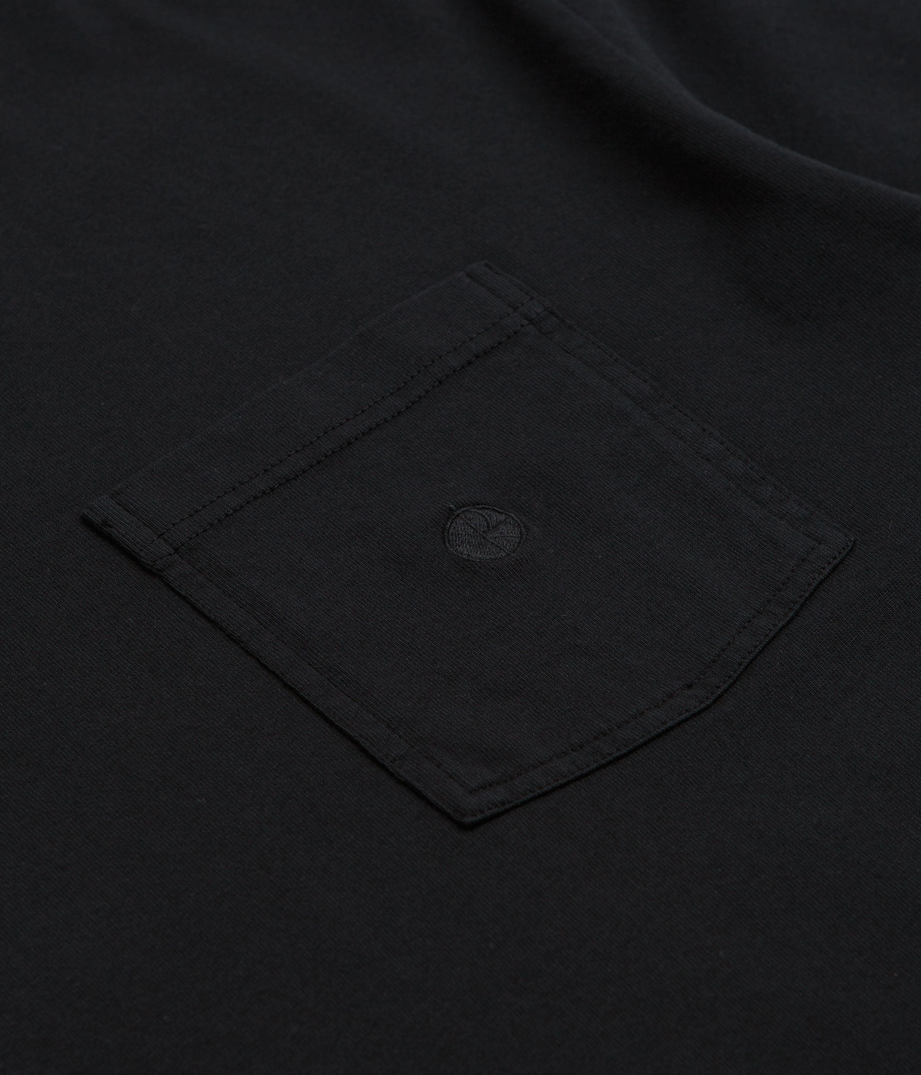 packable Polar Pocket T-Shirt - Black / Black