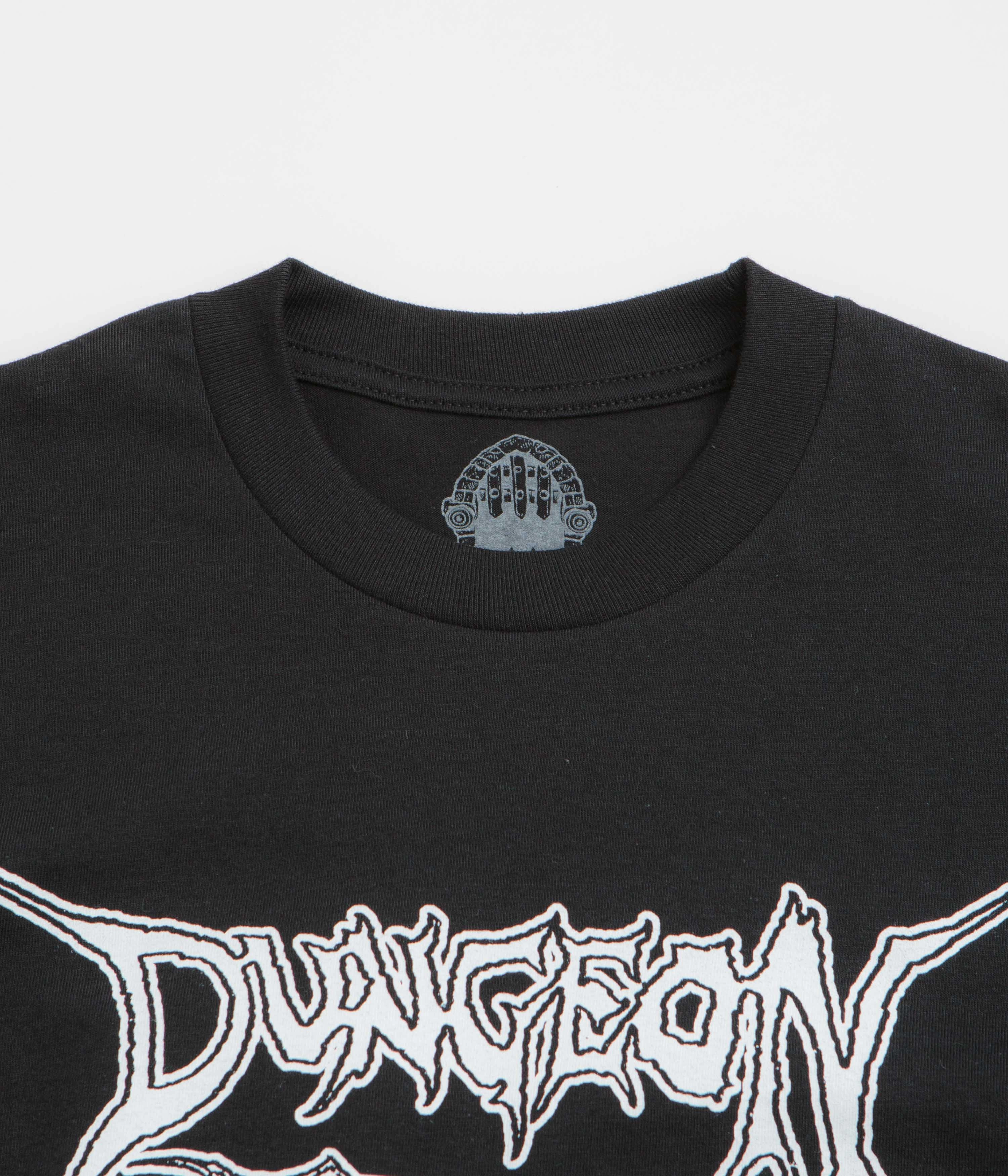 Dungeon Grave Retreat T-Shirt - Black shooting event Mid-waisted
