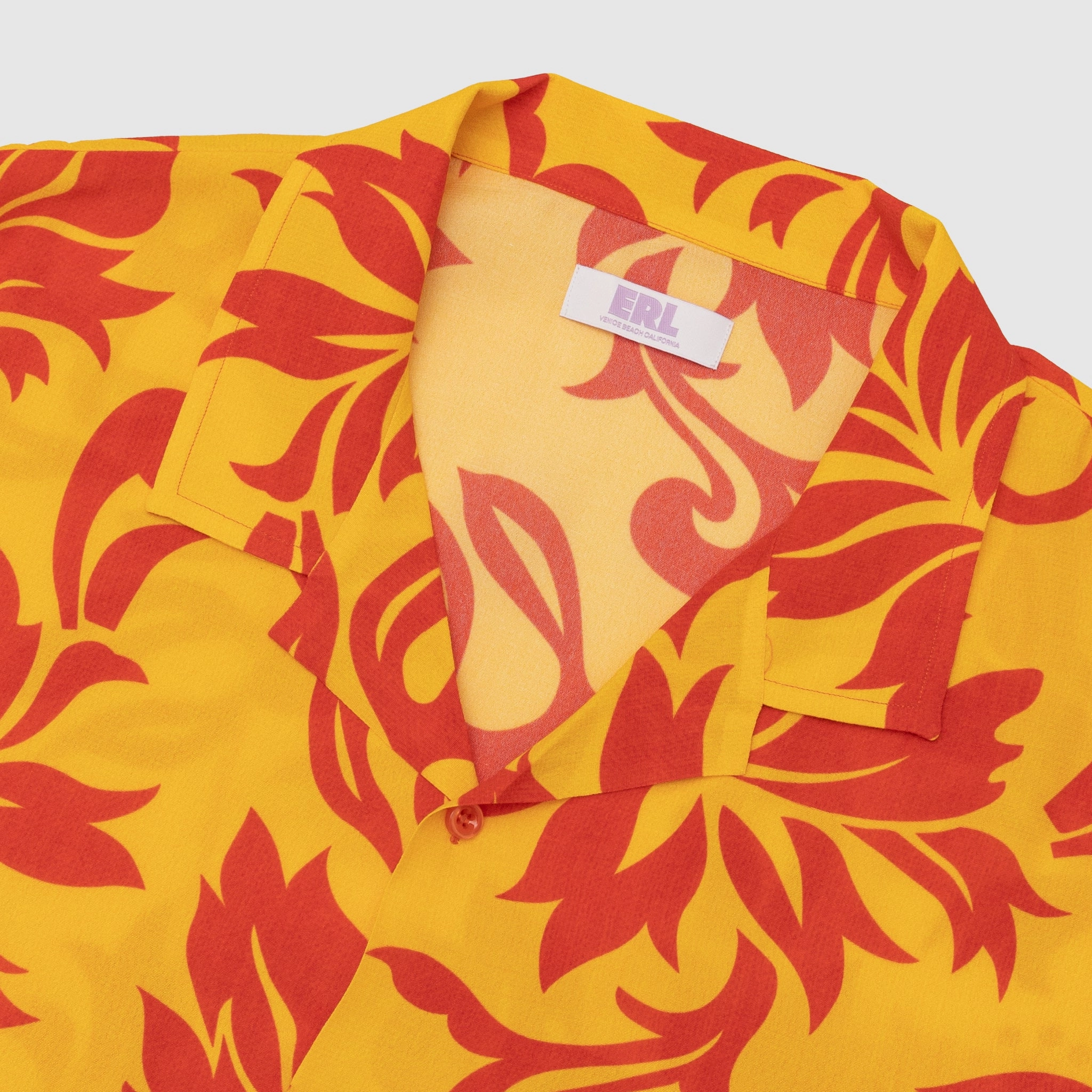 PRINTED SHORT SLEEVE SHIRT Everyday Comfort Tagless Labeling