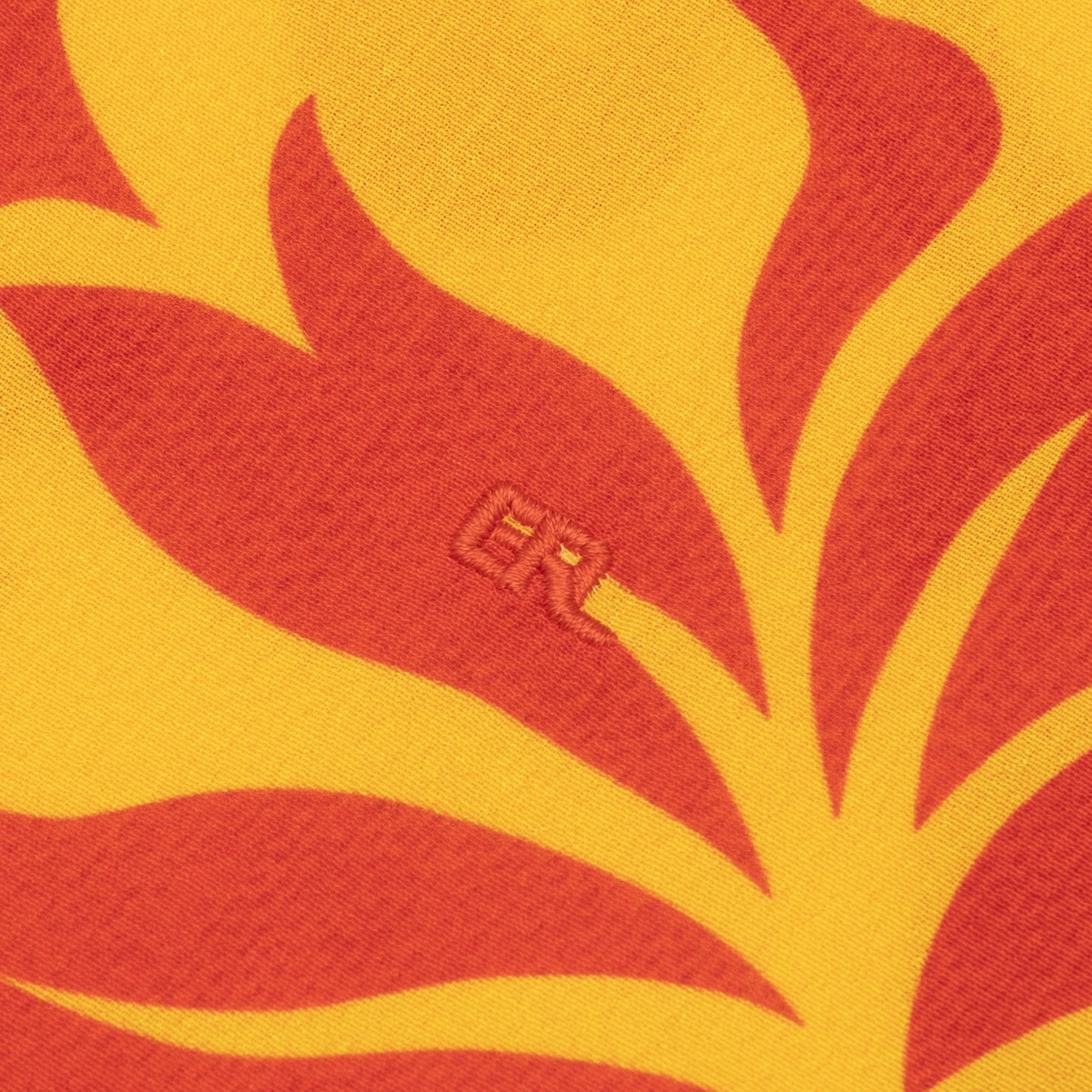 PRINTED SHORT SLEEVE SHIRT Printed Pattern Smooth Texture