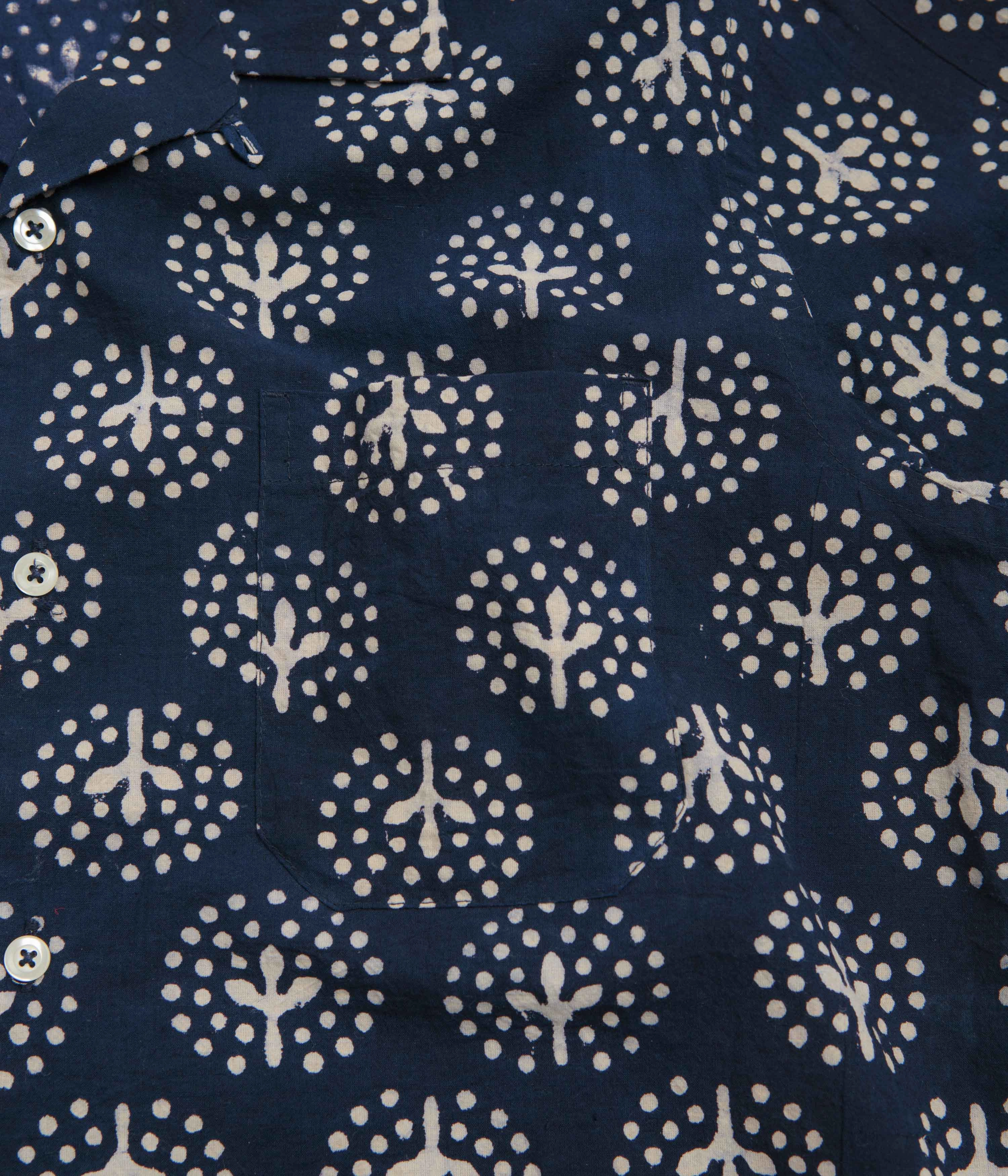 Tailored Cuffs Universal Works Road Shirt - Navy / Magic Circle