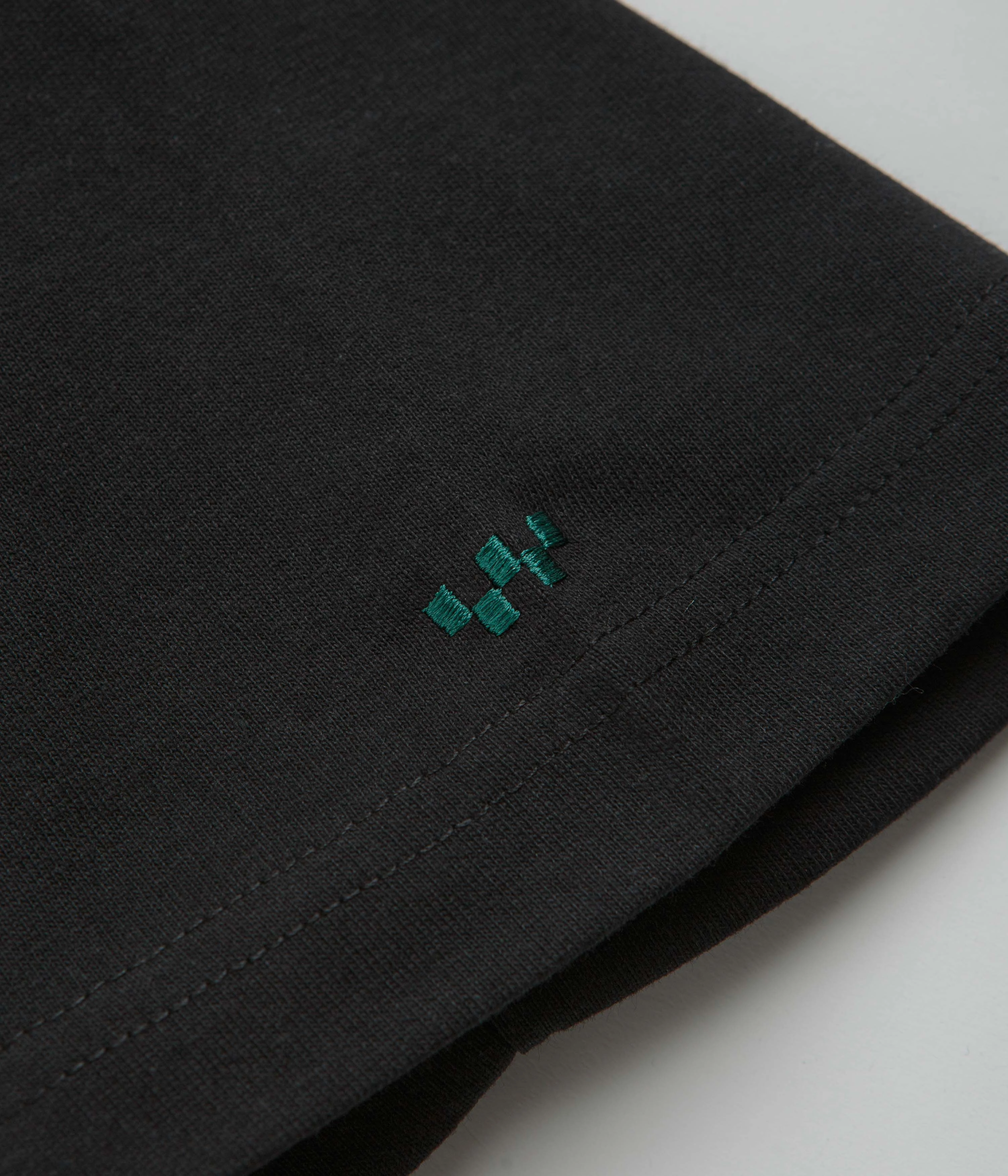 wide legs golfing venue Vans Skate V Thorn T-Shirt - Black