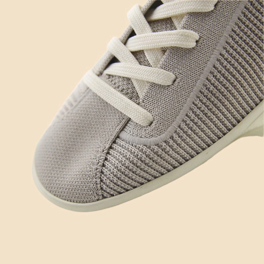 Dynamic Wear Rothy  - Lace Up Sneakers - Gray