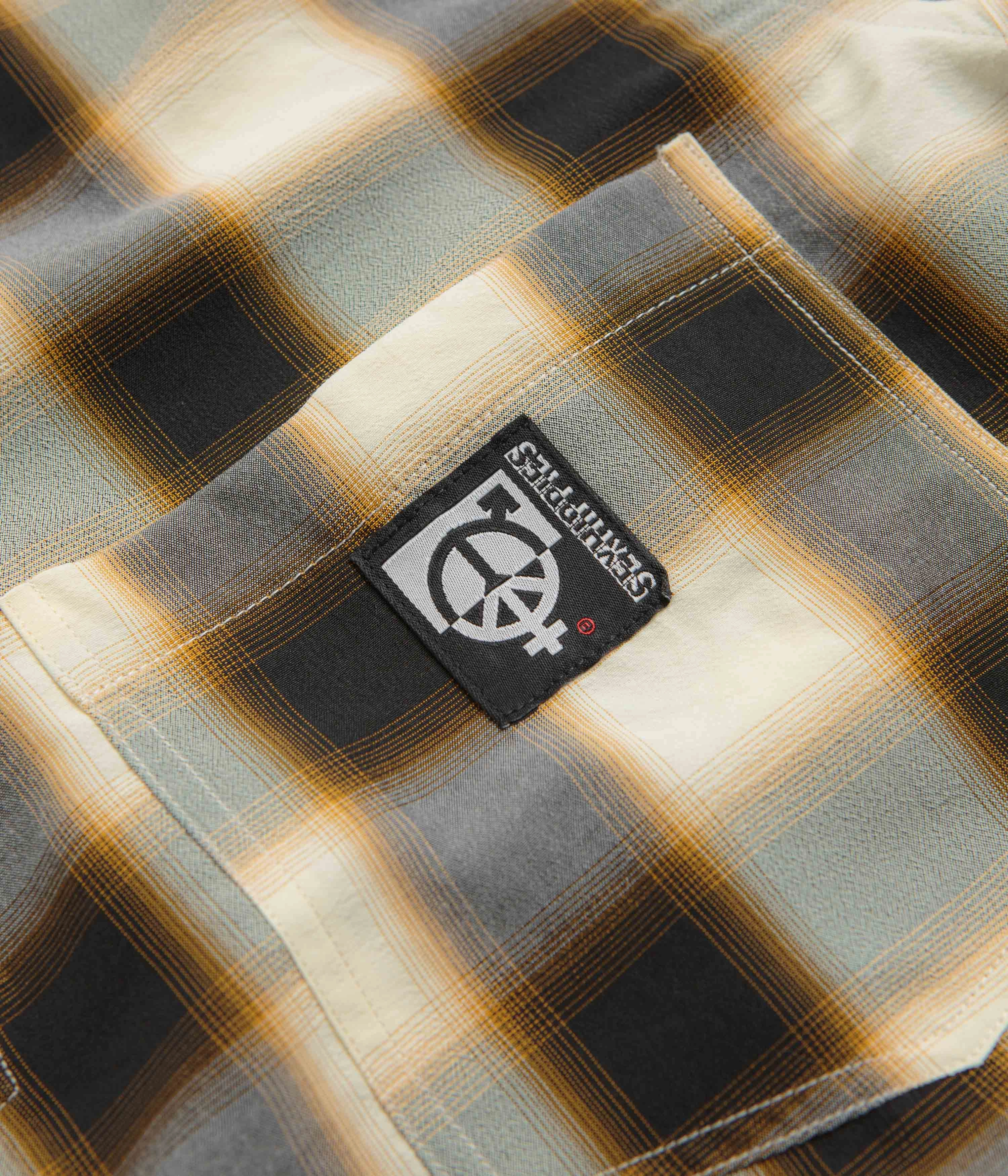 Sexhippies Half Zipper Short Sleeve Shirt - Off White / Black Relaxed Silhouette