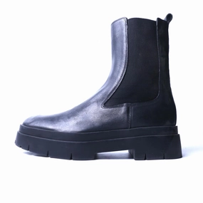 Energy Step Light Reflection ZARA. .