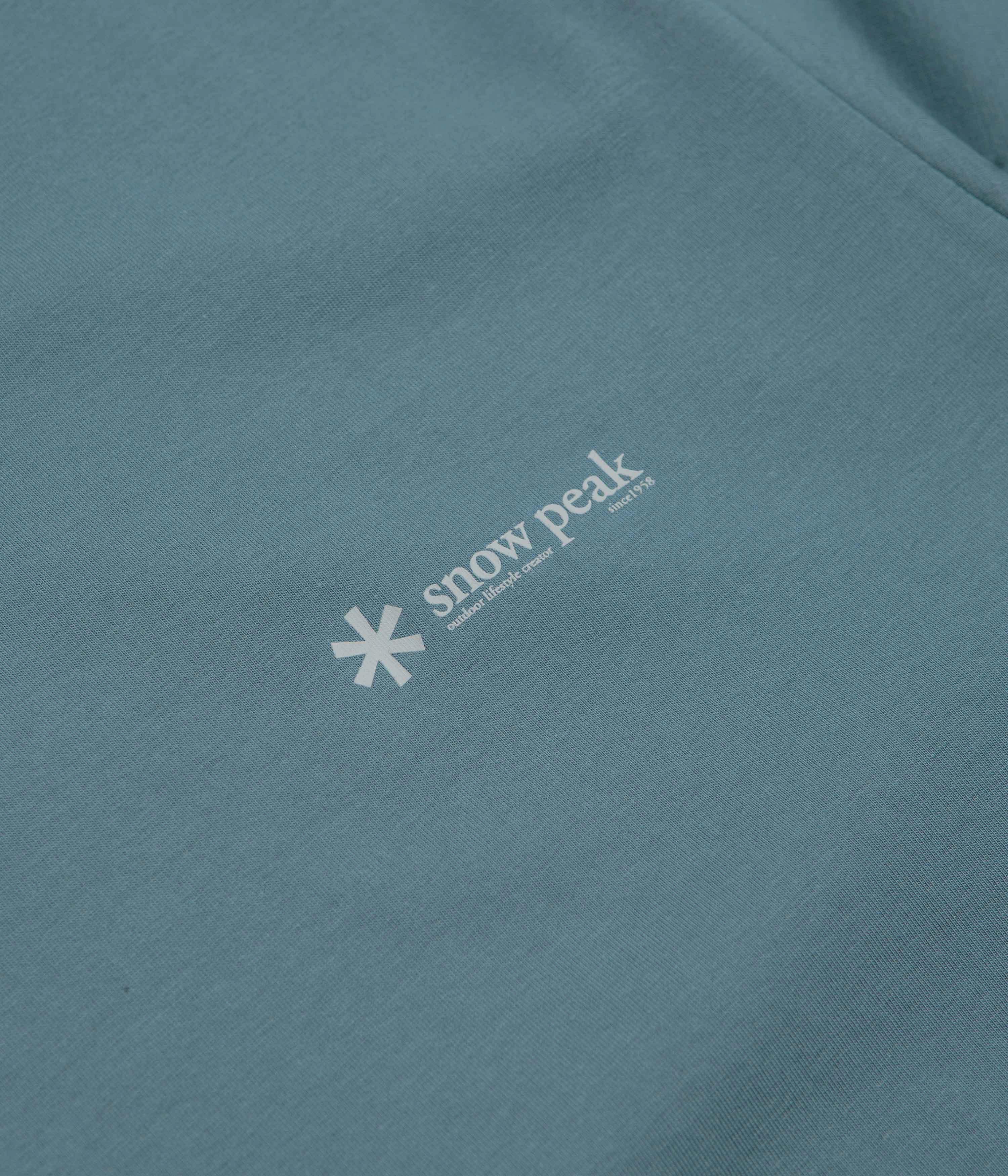 Snow Peak Chest Logo T-Shirt - Blue shooting venue