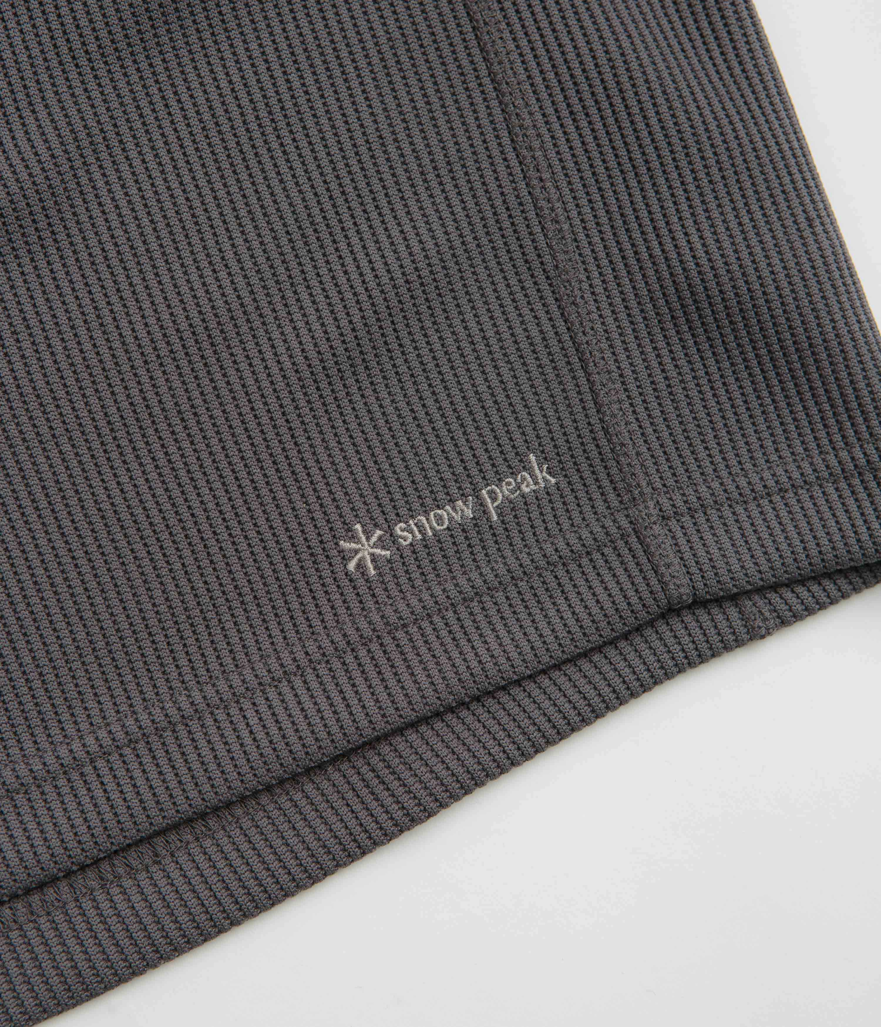 Fashion Design Lace Snow Peak Dry Thermal T-Shirt - Charcoal