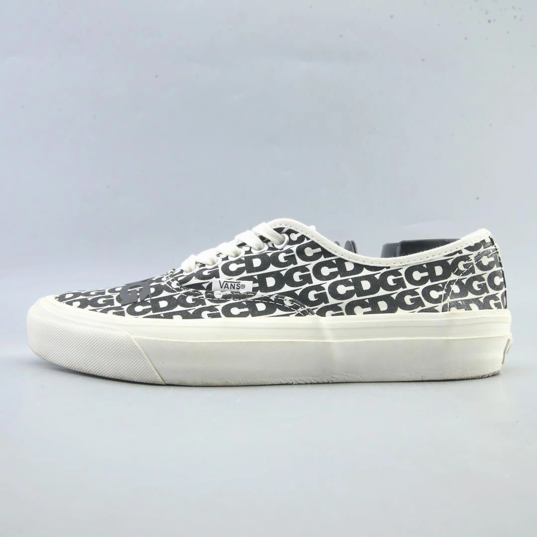 VANS CDG AUTHENTIC Zero Break In Feel