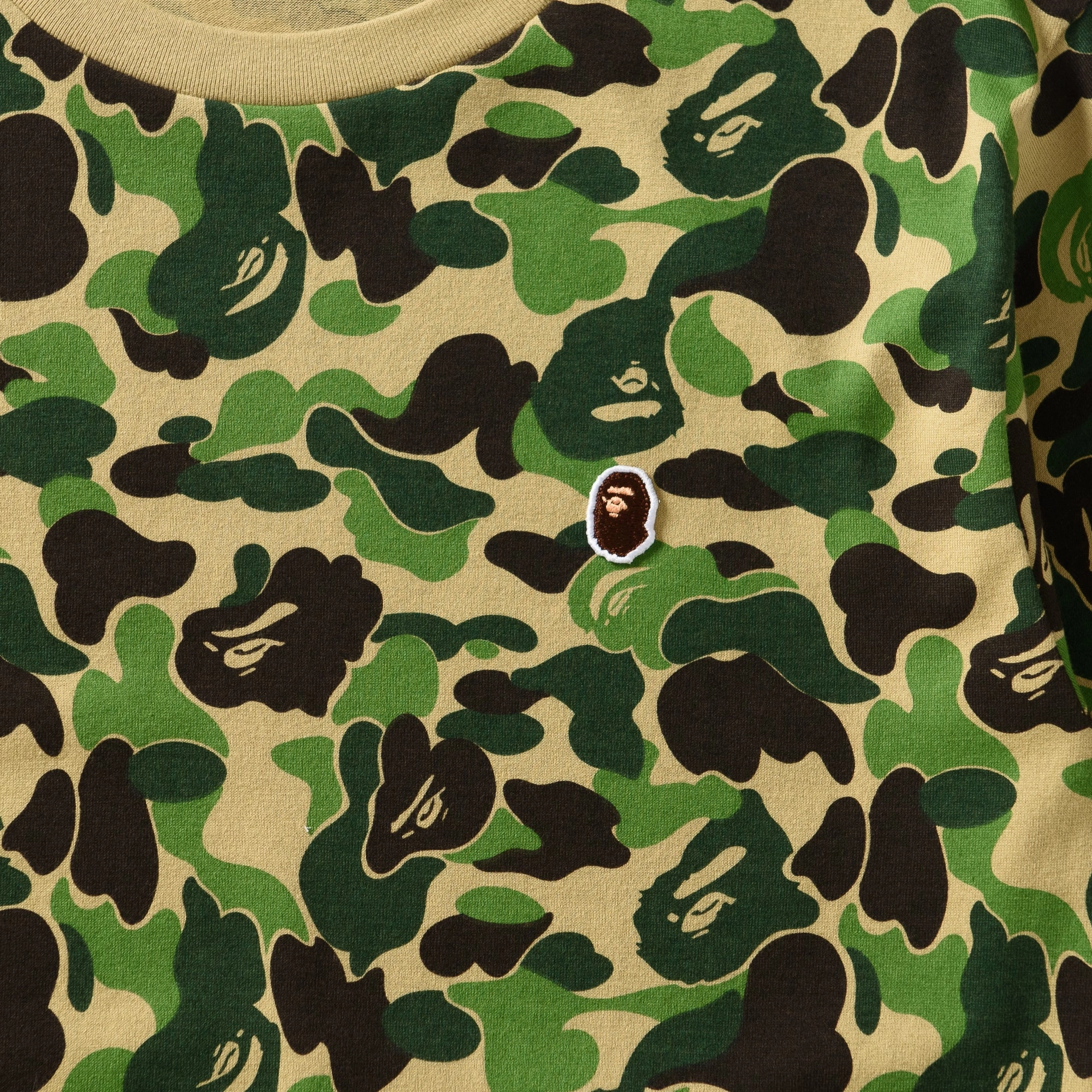 exhibition event A Bathing Ape ABC Camo Ape Head One Point Tee - Green