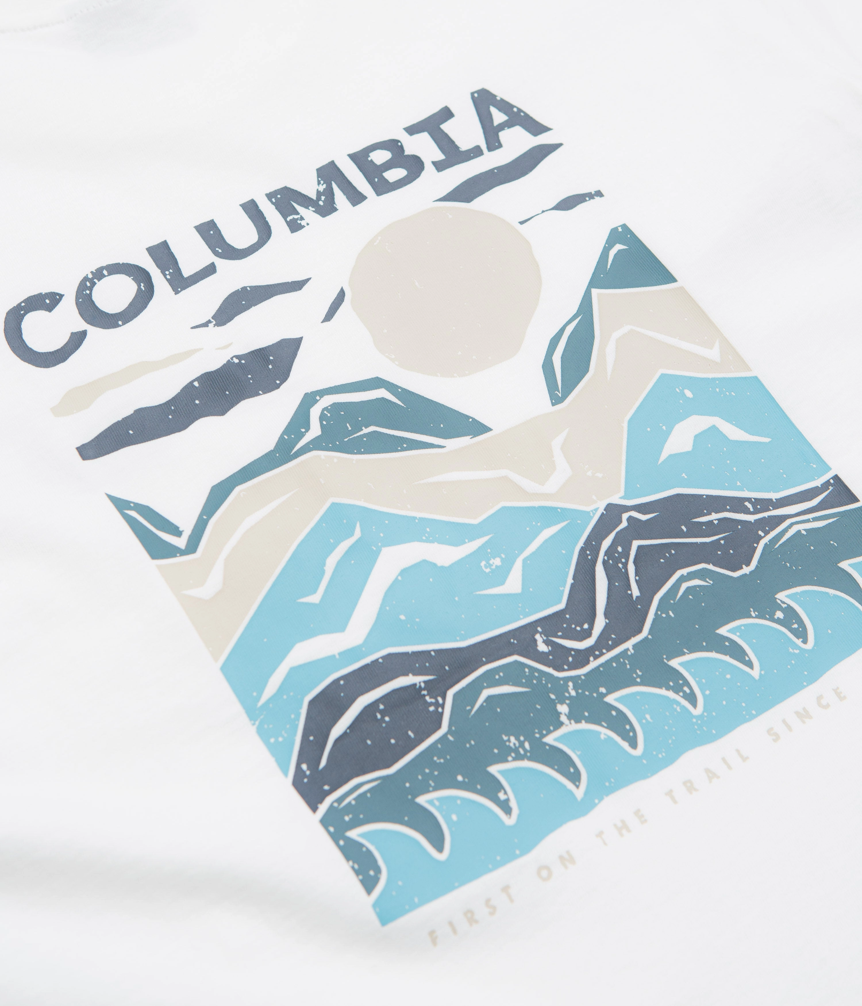 Columbia Explorers Canyon Back T-Shirt - White / Peaks and Waves grommet