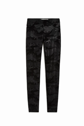 Girl's Pattern Skinny Pant In Camo Bonded Seam Technology