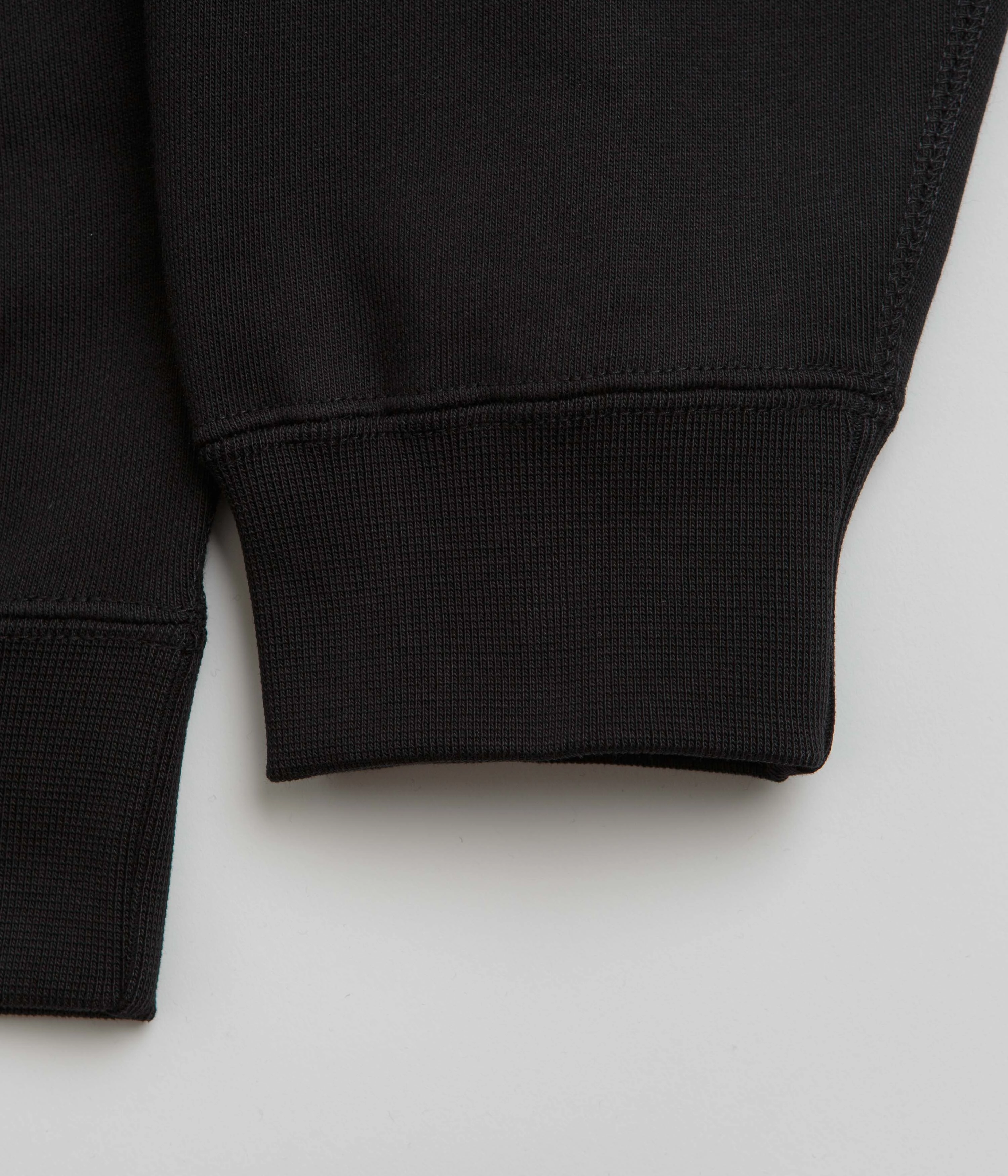 Nike Solo Swoosh Crewneck Sweatshirt - Black / White Urban Essential Chilly Weather Style