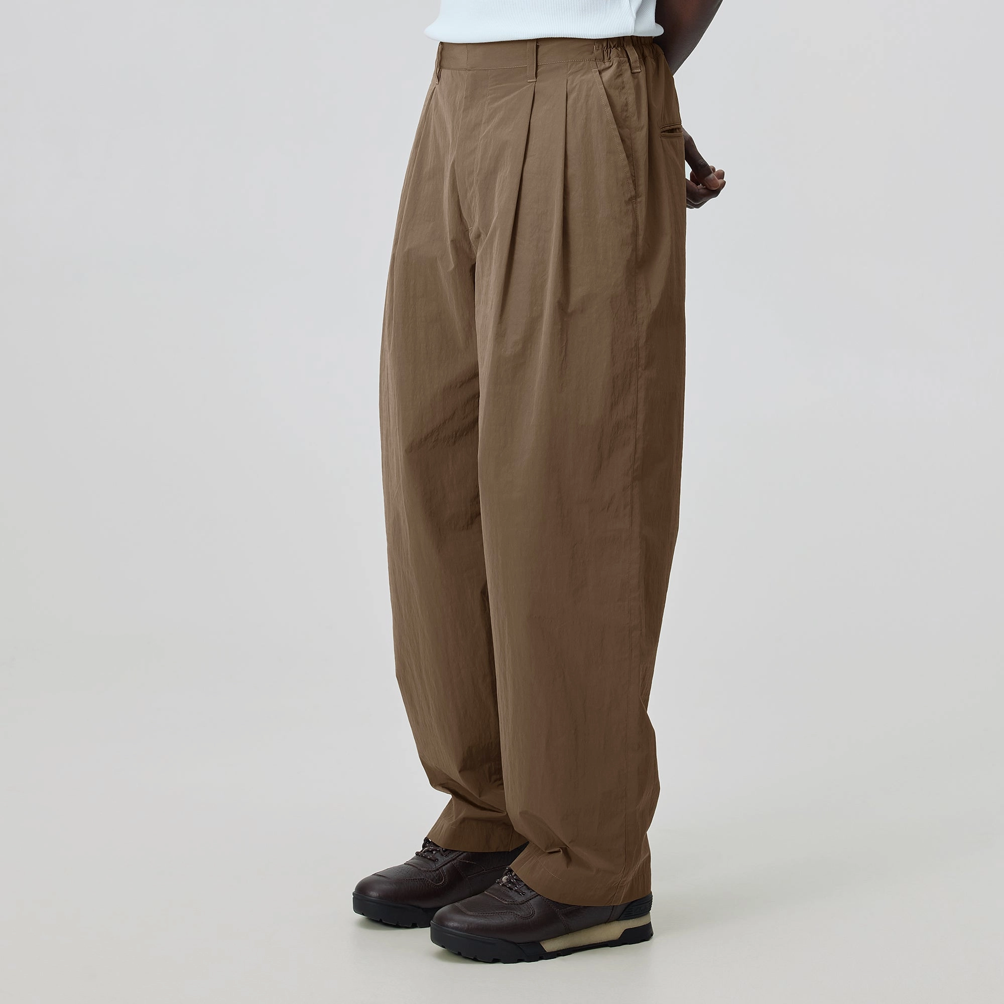 Kith 101 for ssstein Windproof Nylon Easy Pleated Trouser - Terrace Quick Layer Chill Comfort Wear