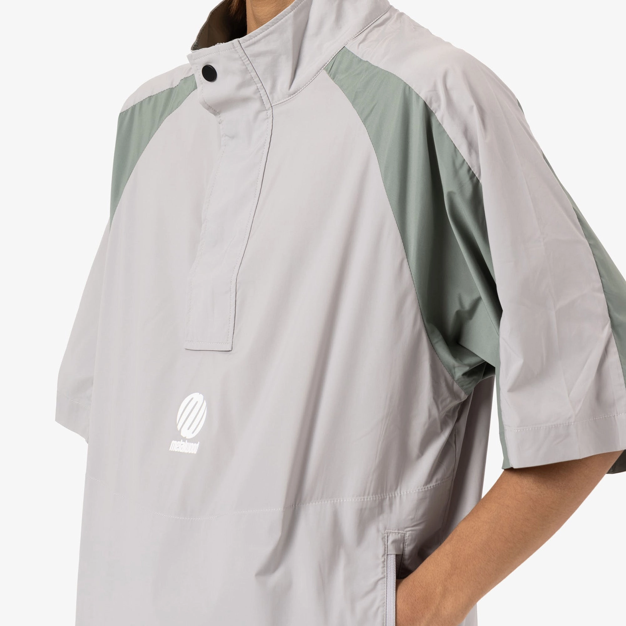 high-low hem Metalwood Short Sleeve Paneled Wind Shirt Titanium / Sage
