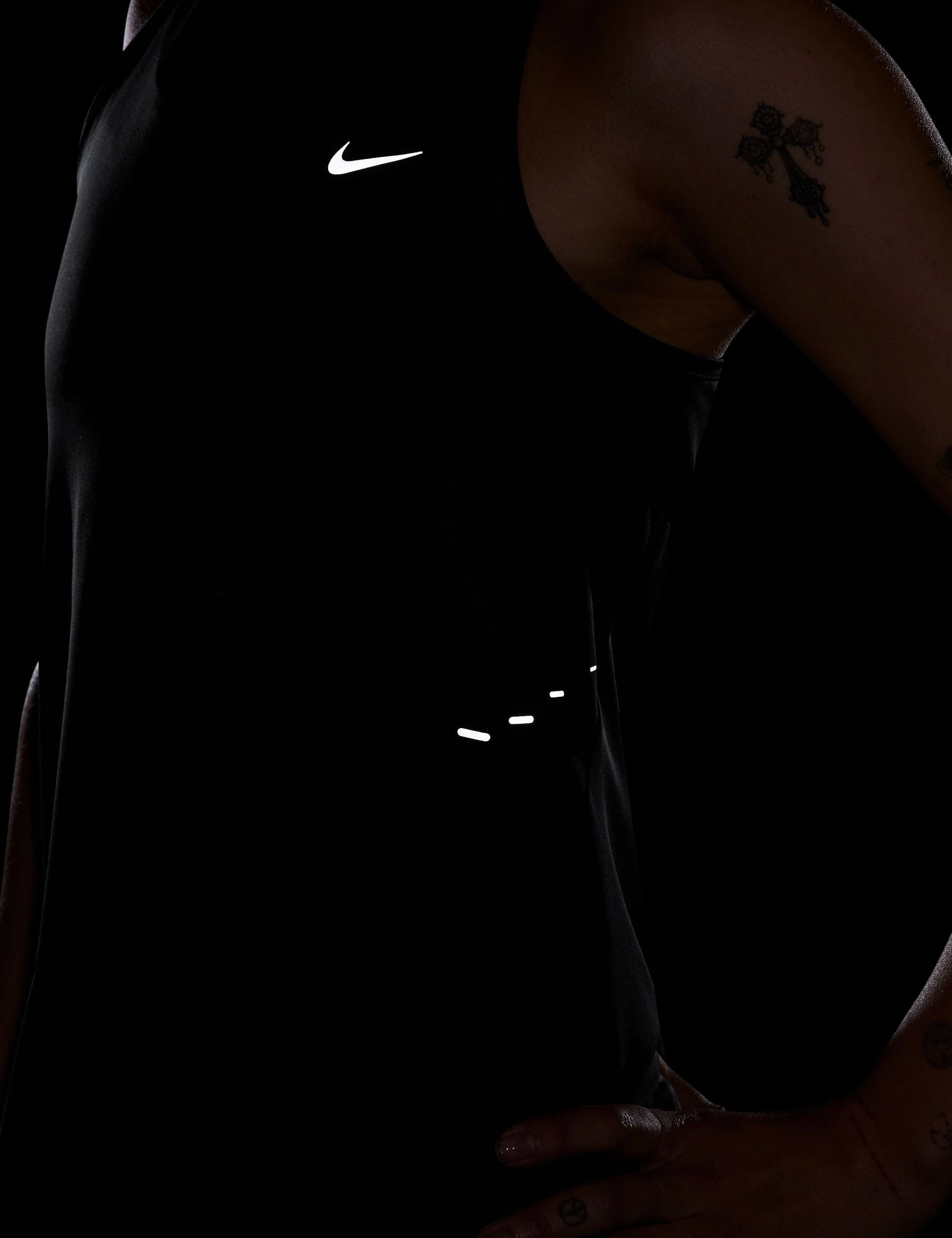 Swift Dri-FIT Running Tank Top - Black/Reflective Silver Resource - efficient Heat resistant