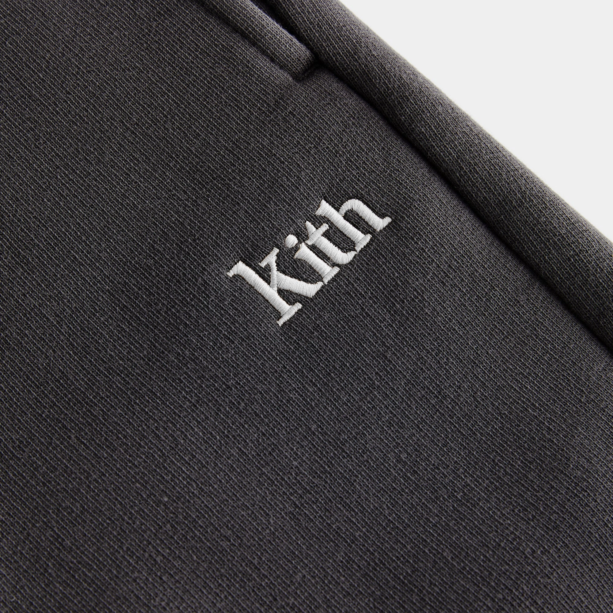 Kith Women Chelsea Sweatpant III - Black Loose cut