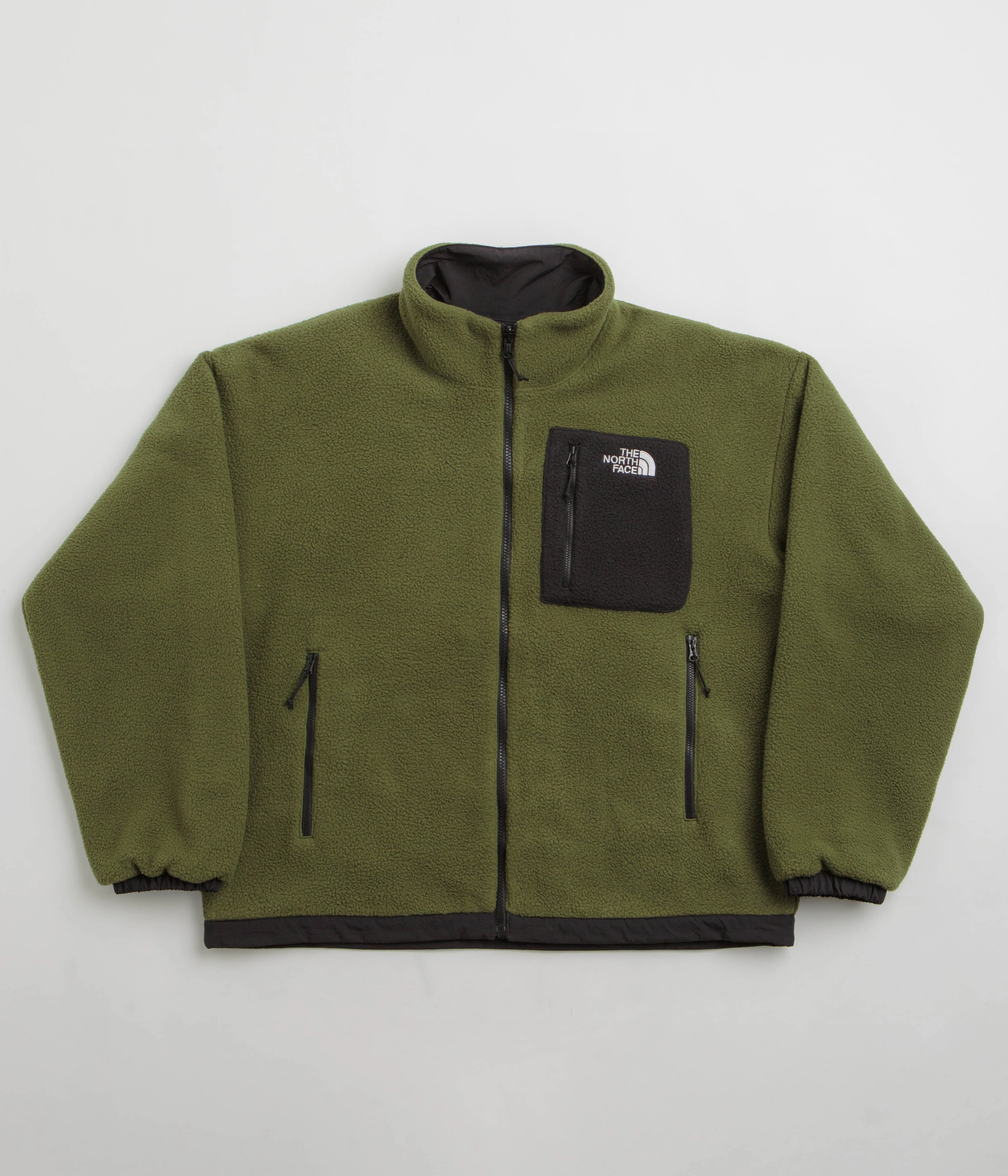 Outdoor Essentials The North Face Yumiori Reversible Jacket - TNF Black / Woodland Green