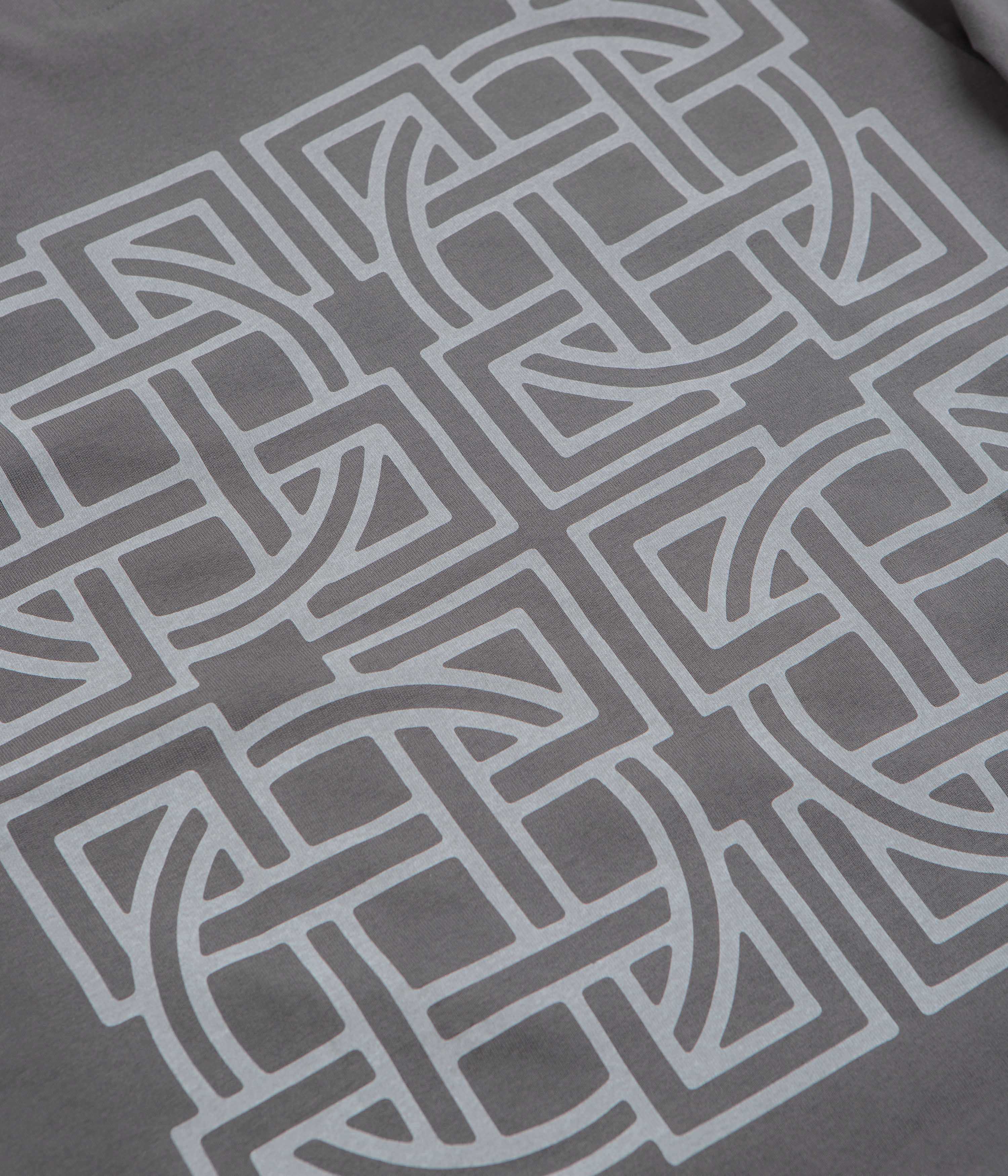 Travel Essential The Trilogy Tapes Cross Lattice Long Sleeve T-Shirt - Charcoal