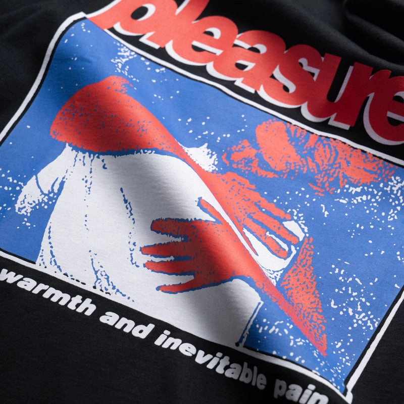 jewelry Pleasures Embrace L/S Tee - Pigment Black