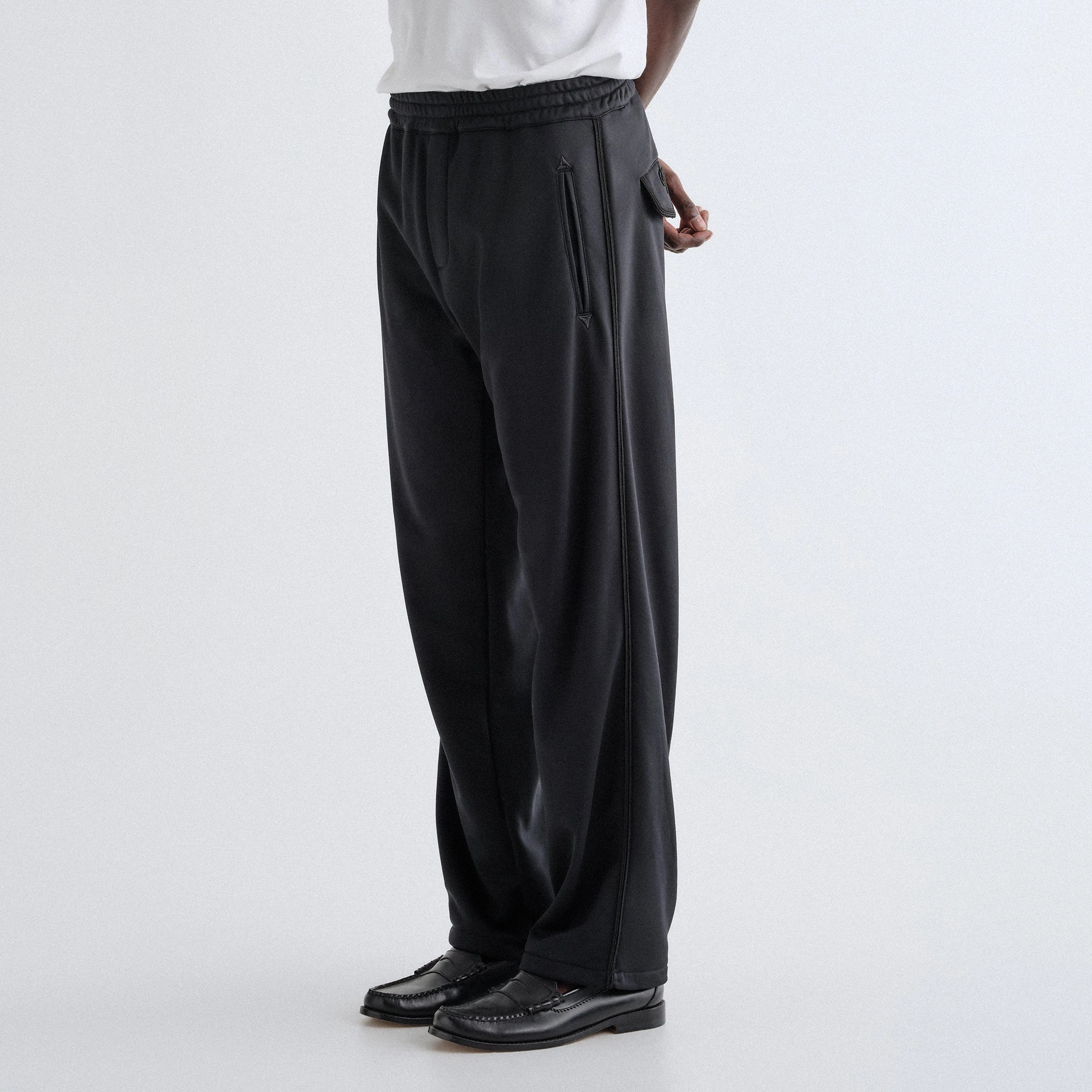 Kith Ribbon Embroidery Elmhurst Pant - Black Stretch Motion