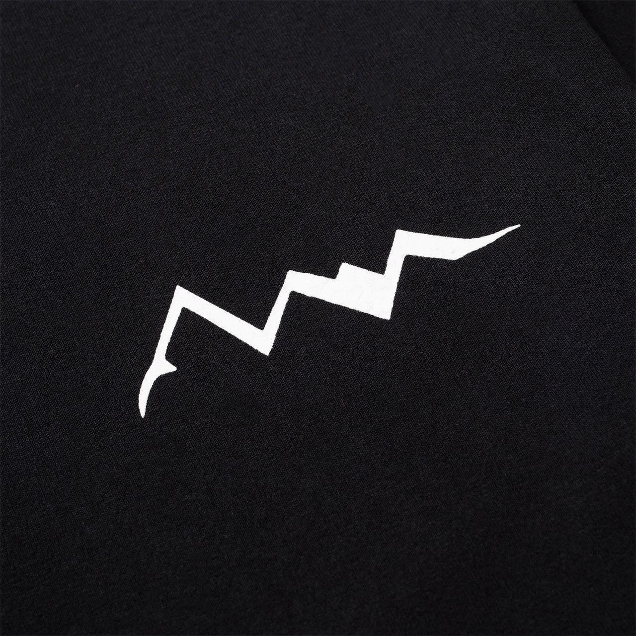 Topo Camo Logo Tee diving venue