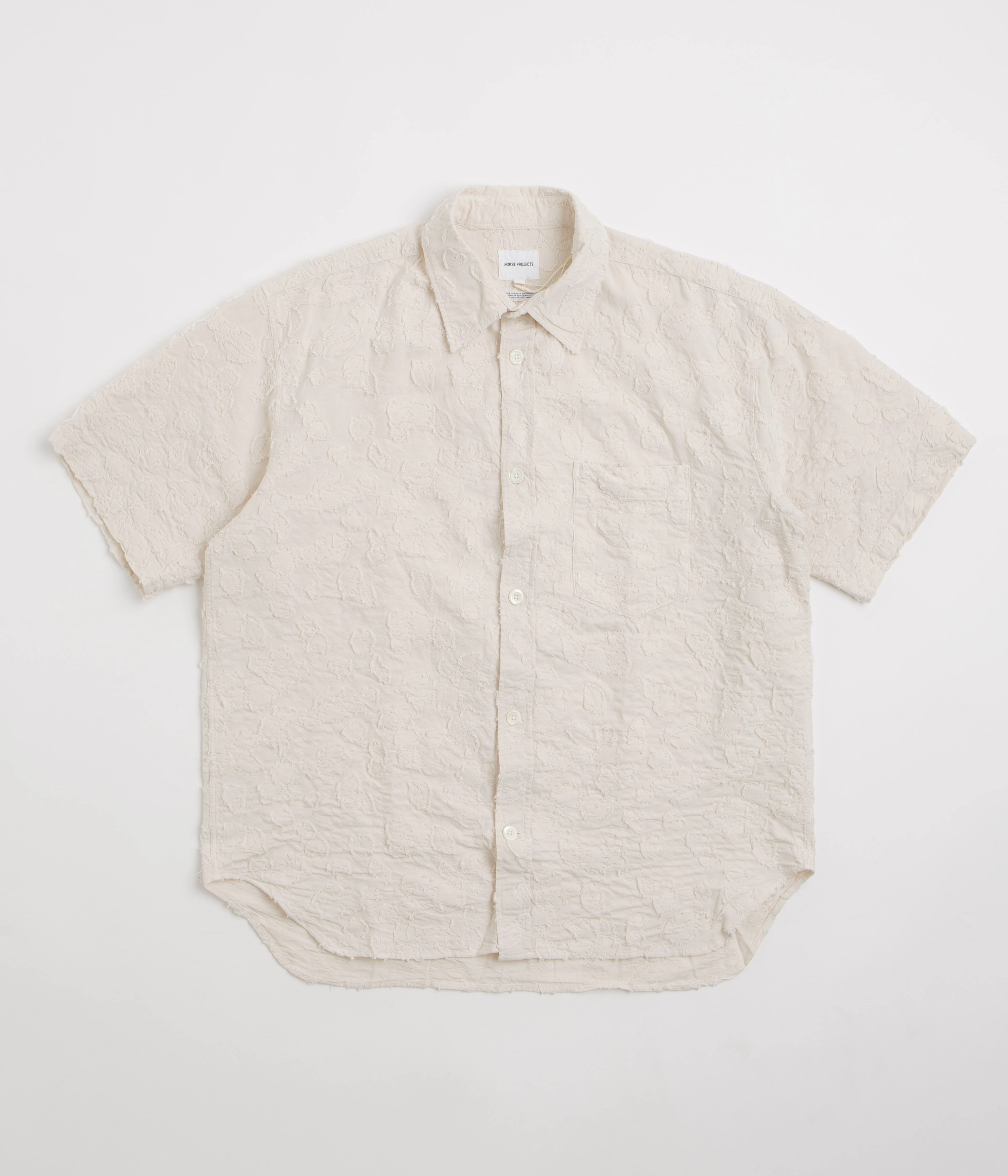 Sustainable fashion Outerwear Companion Norse Projects Ole Oversized Fil Coupe Short Sleeve Shirt - Ecru