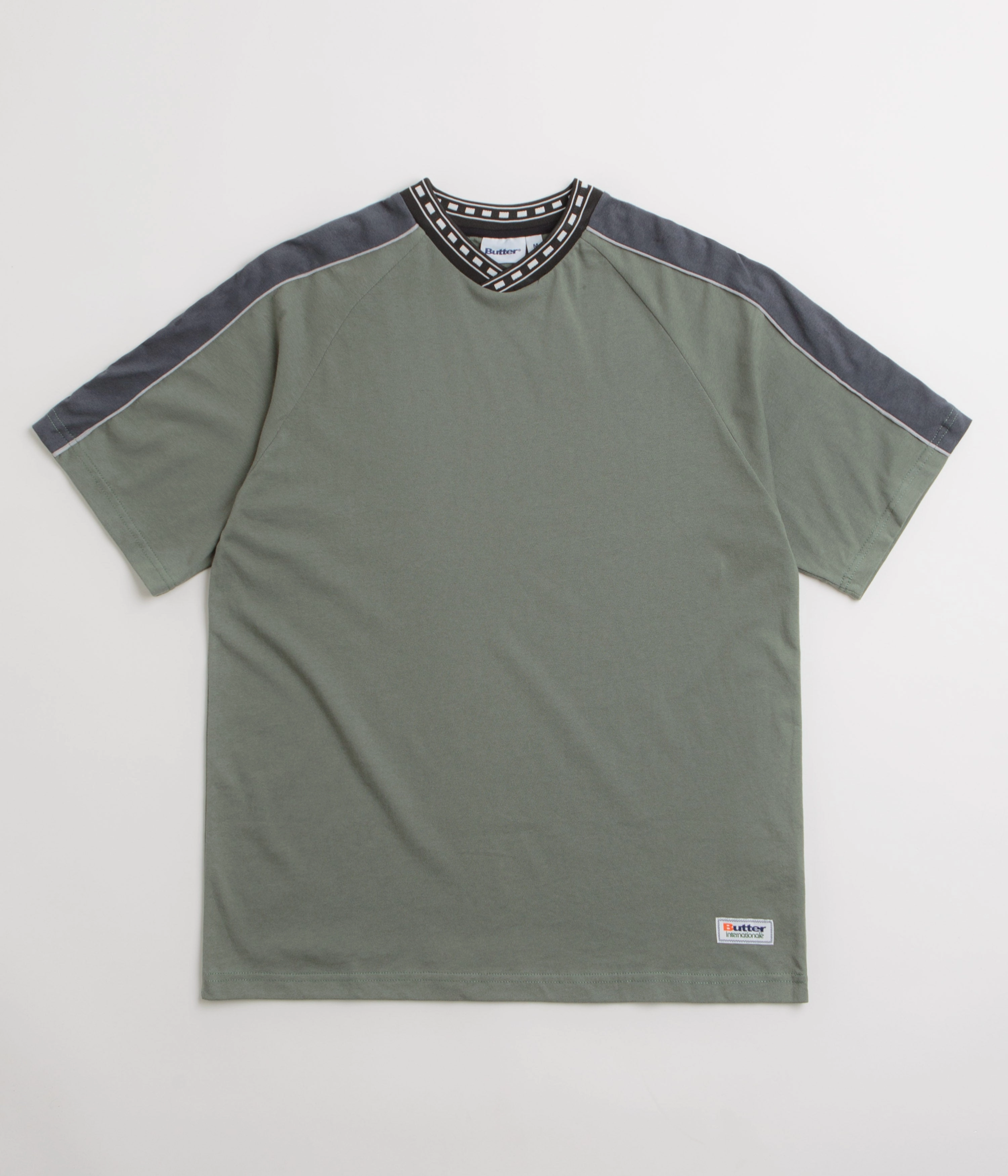 Butter Goods Drift T-Shirt - Safari cultural venue event Skiing