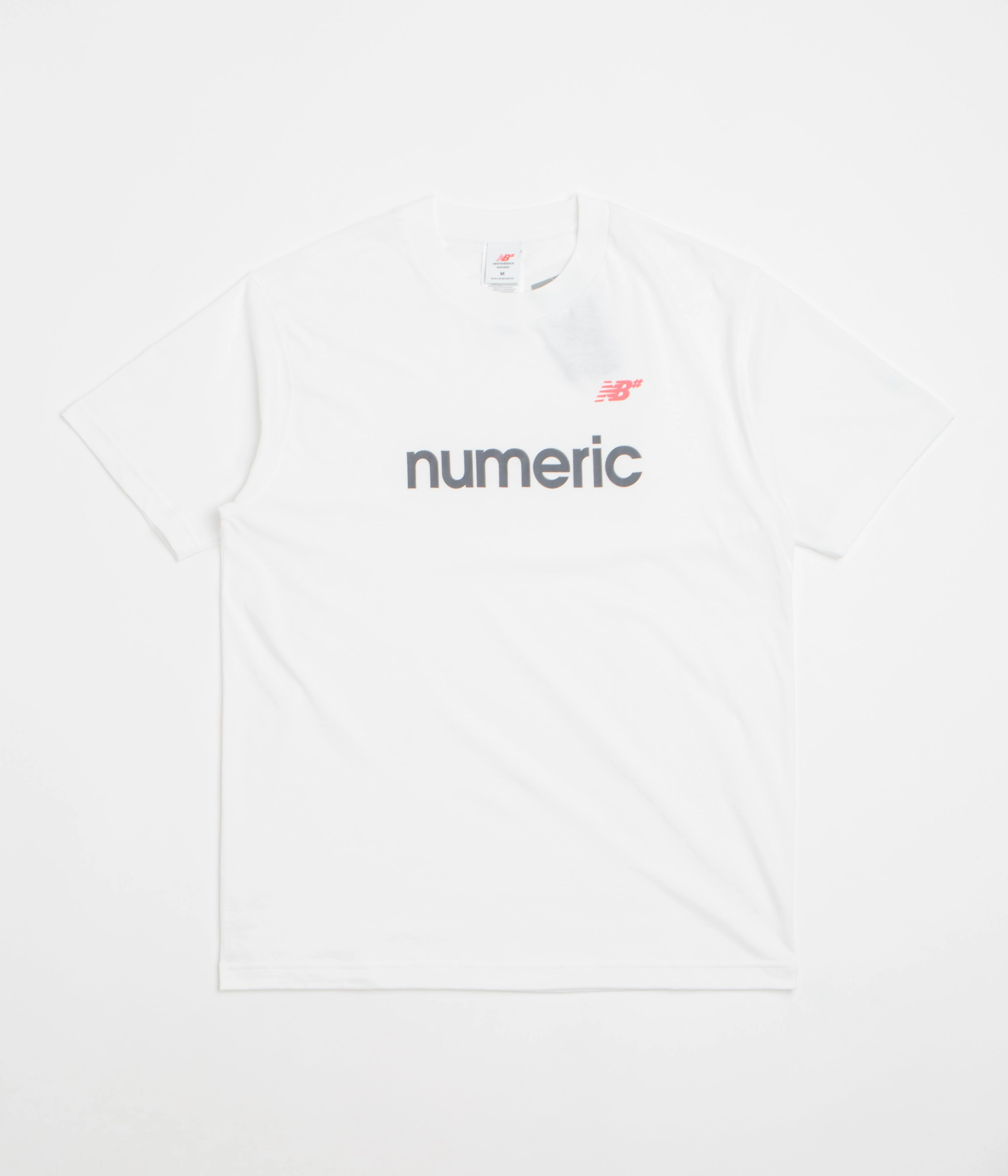 swimming venue Short Length New Balance Numeric Linear Logo T-Shirt - White