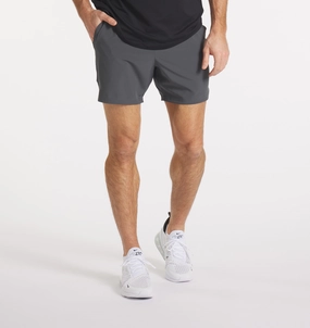 Stride Short [5.5"] Relaxed fit wear