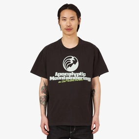 shirring arcade venue UXE Mentale Apocalyptic Mountaineering T-shirt / Black