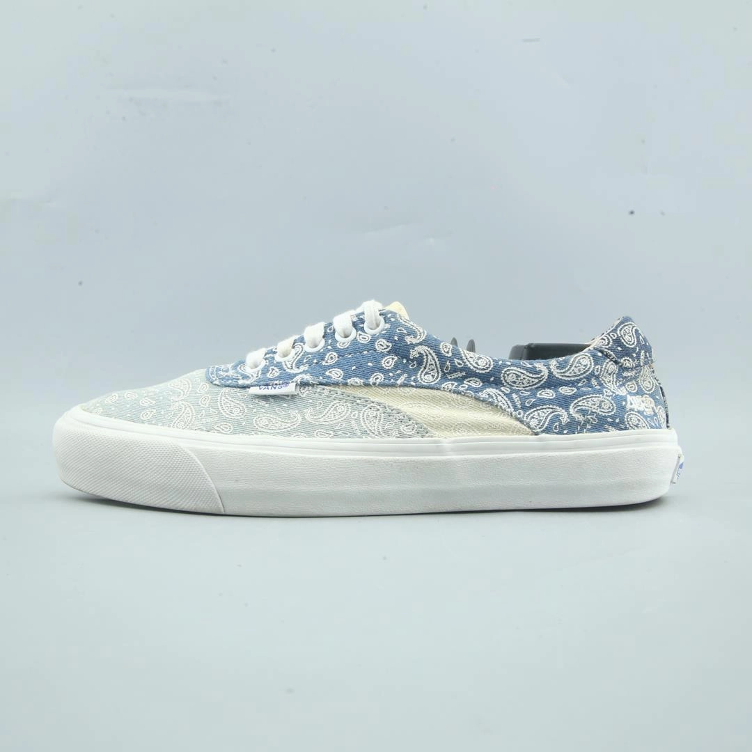 VANS AUTHENTIC Ice Hike Drill Pace