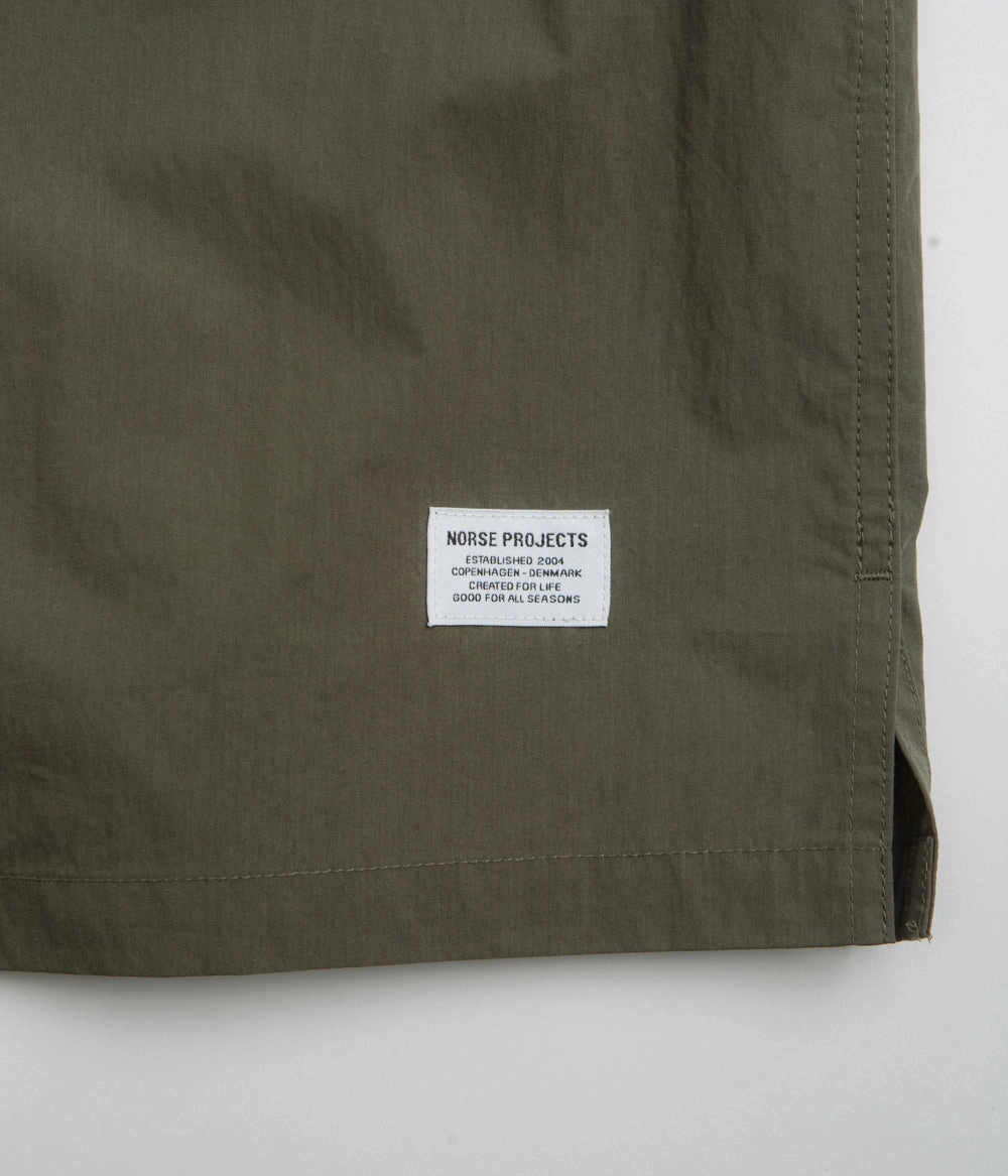 Norse Projects Ivan Tech Poplin Short Sleeve Shirt - Ivy Green Evening Elegance