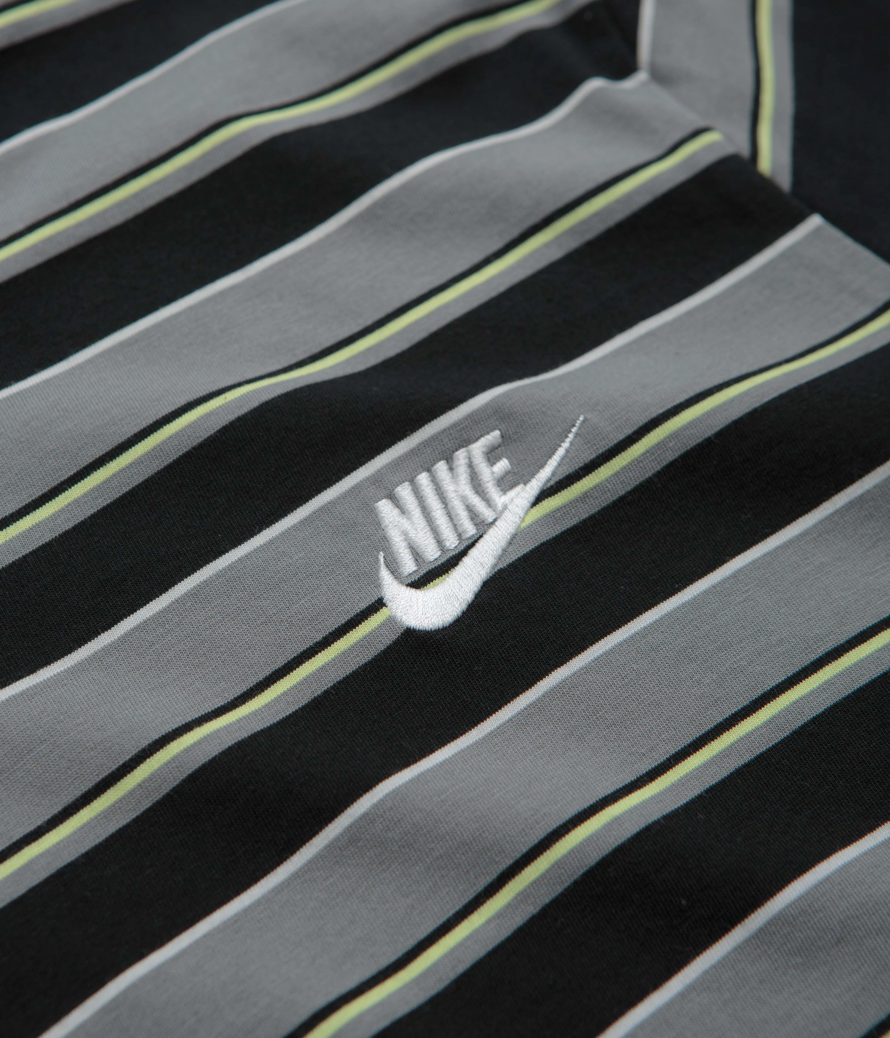 silk shirt Nike Stripe Club T-Shirt - Black