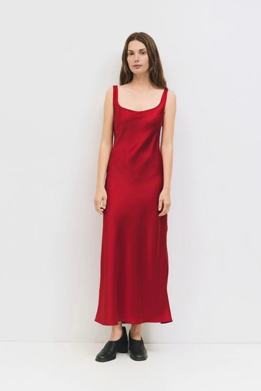 Slim Shape Waitlist 10/28 ? Vickie Sleeveless Slip Midi Dress Red