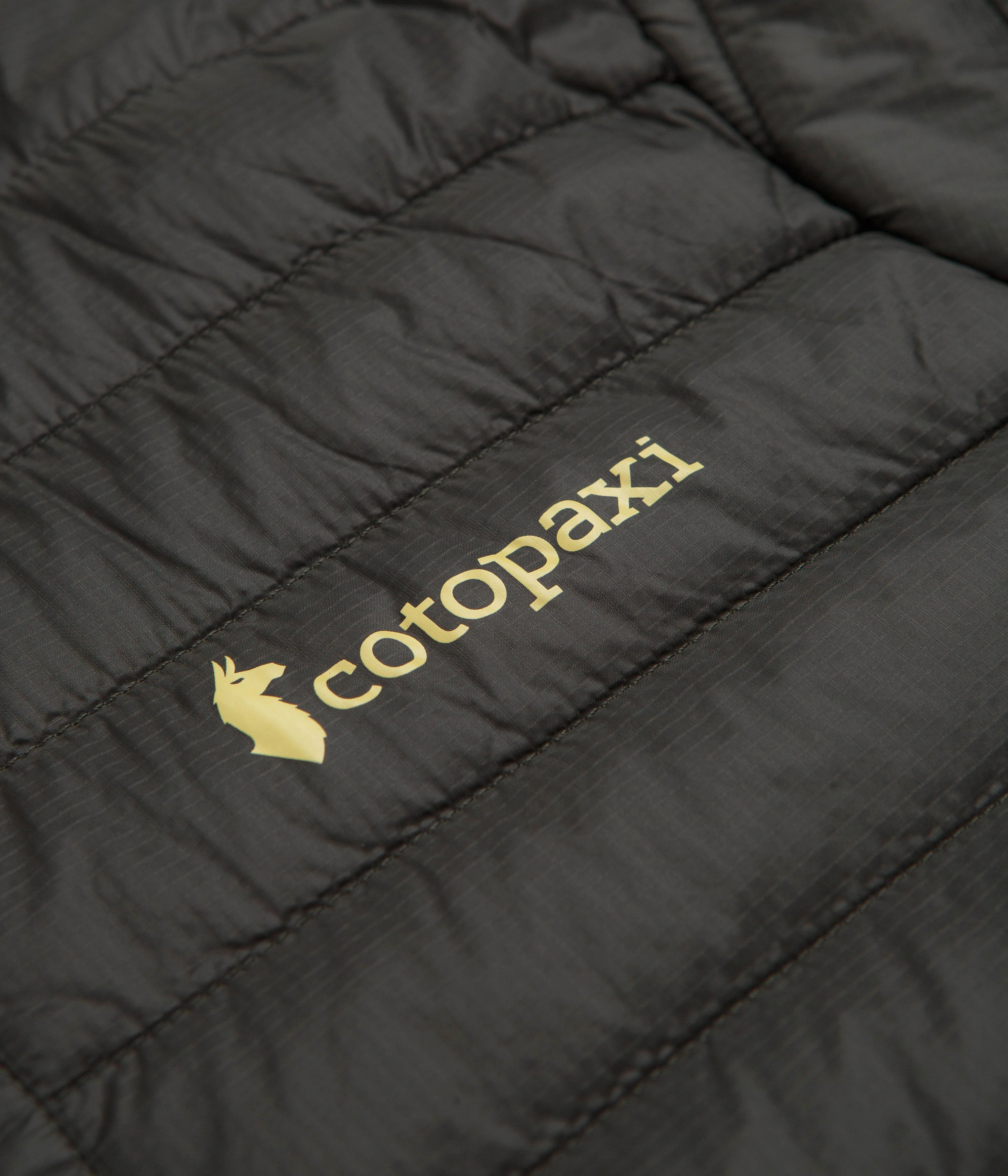 divers Thermal Base Cotopaxi Capa Insulated Jacket - Cotopaxi Iron
