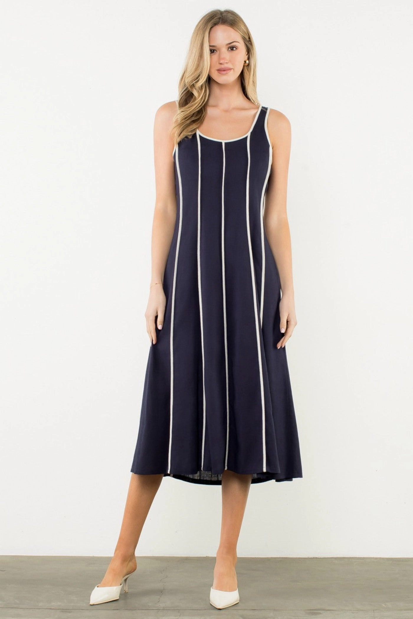 Vibrant Style Side-Slit LACY VERTICAL TRIM SLEEVELESS MIDI DRESS