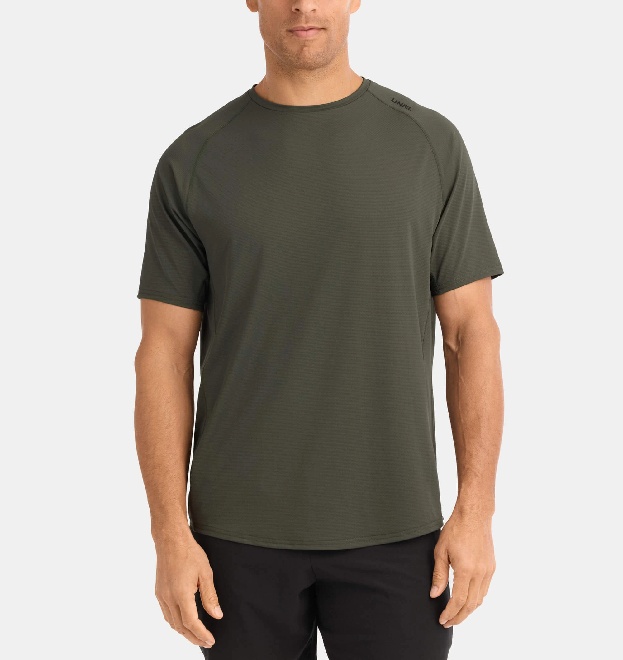Noise Reduced Zipper FrictionResistant Fabric Streamline Performance Tee