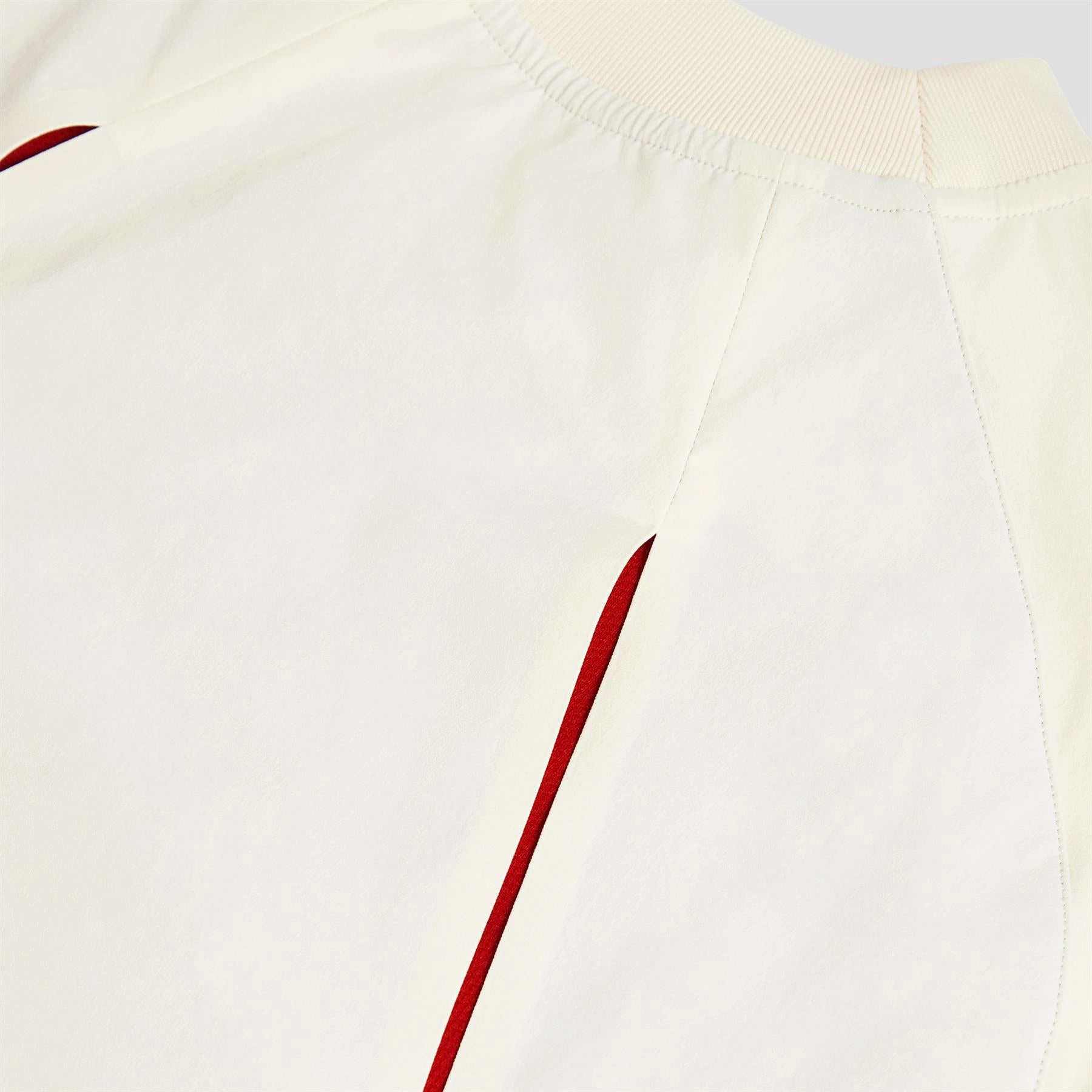 x Reebok Windbreaker Chalk Triumph Durable piece