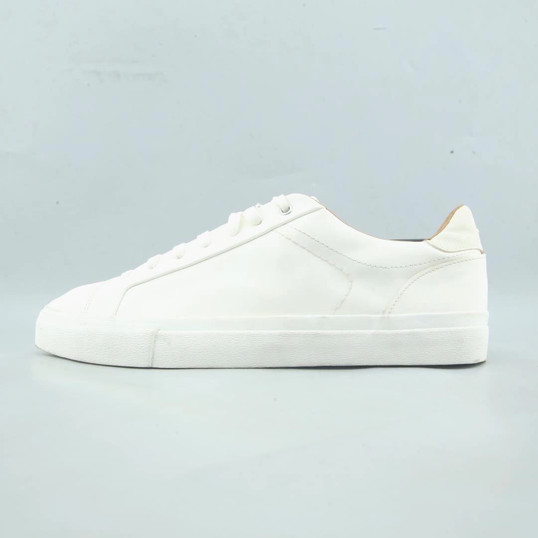 ZARA. . Recycled Outsole Material Light Grip