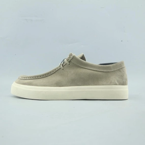 ZARA. . Goal Hike Walking Vibe